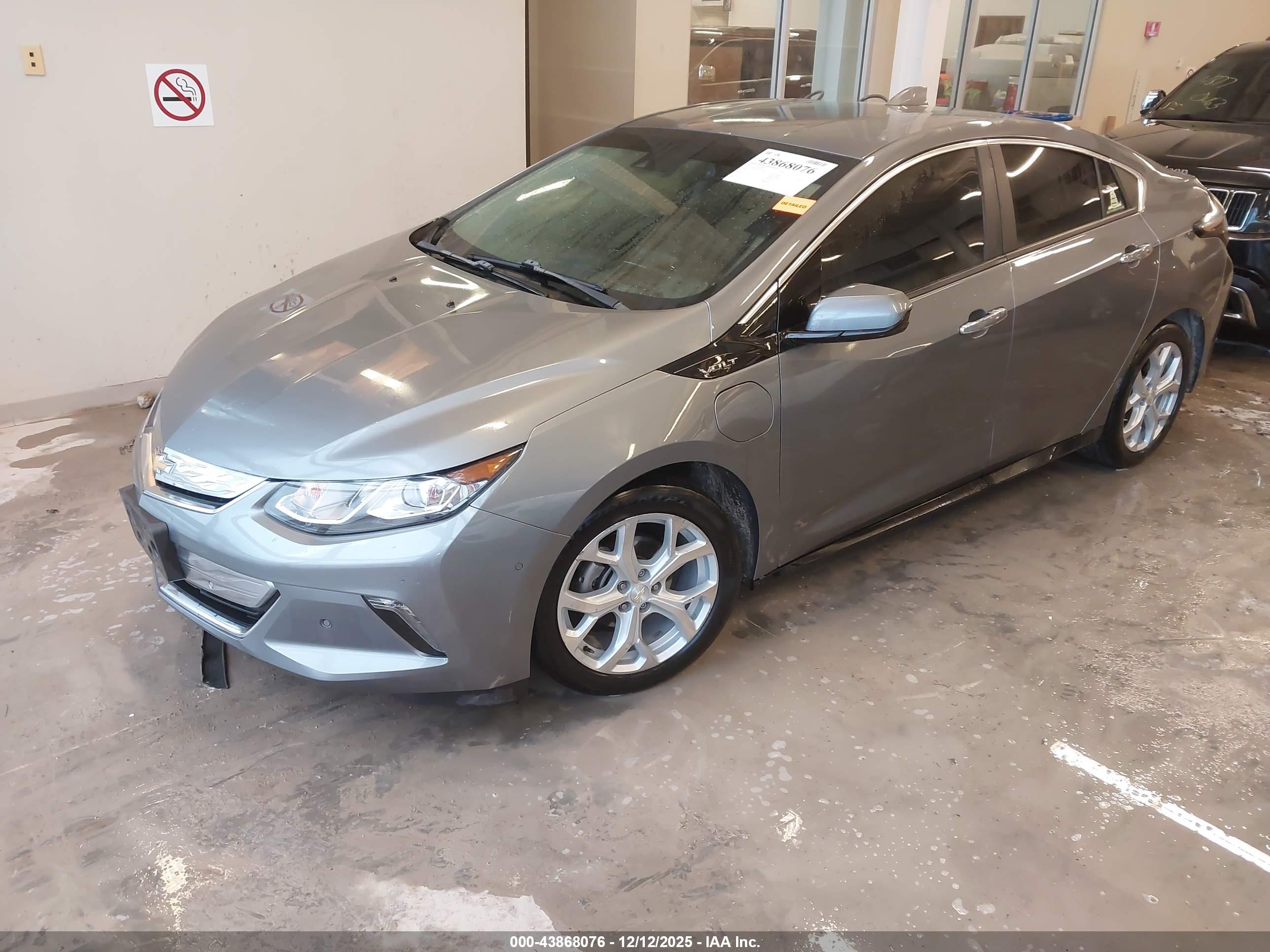 CHEVROLET VOLT image 2