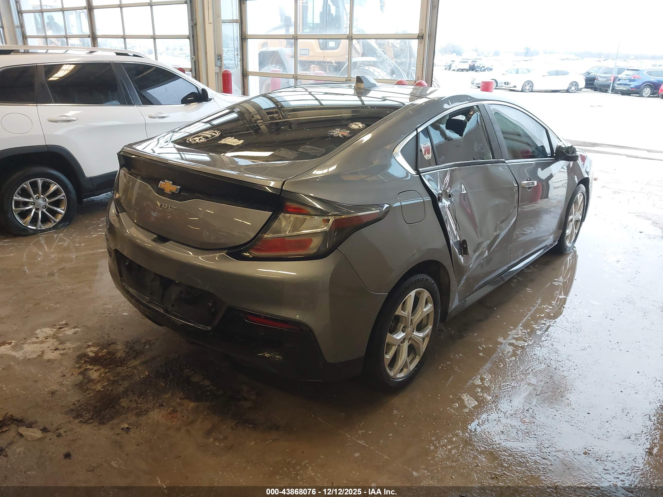 CHEVROLET VOLT image 4