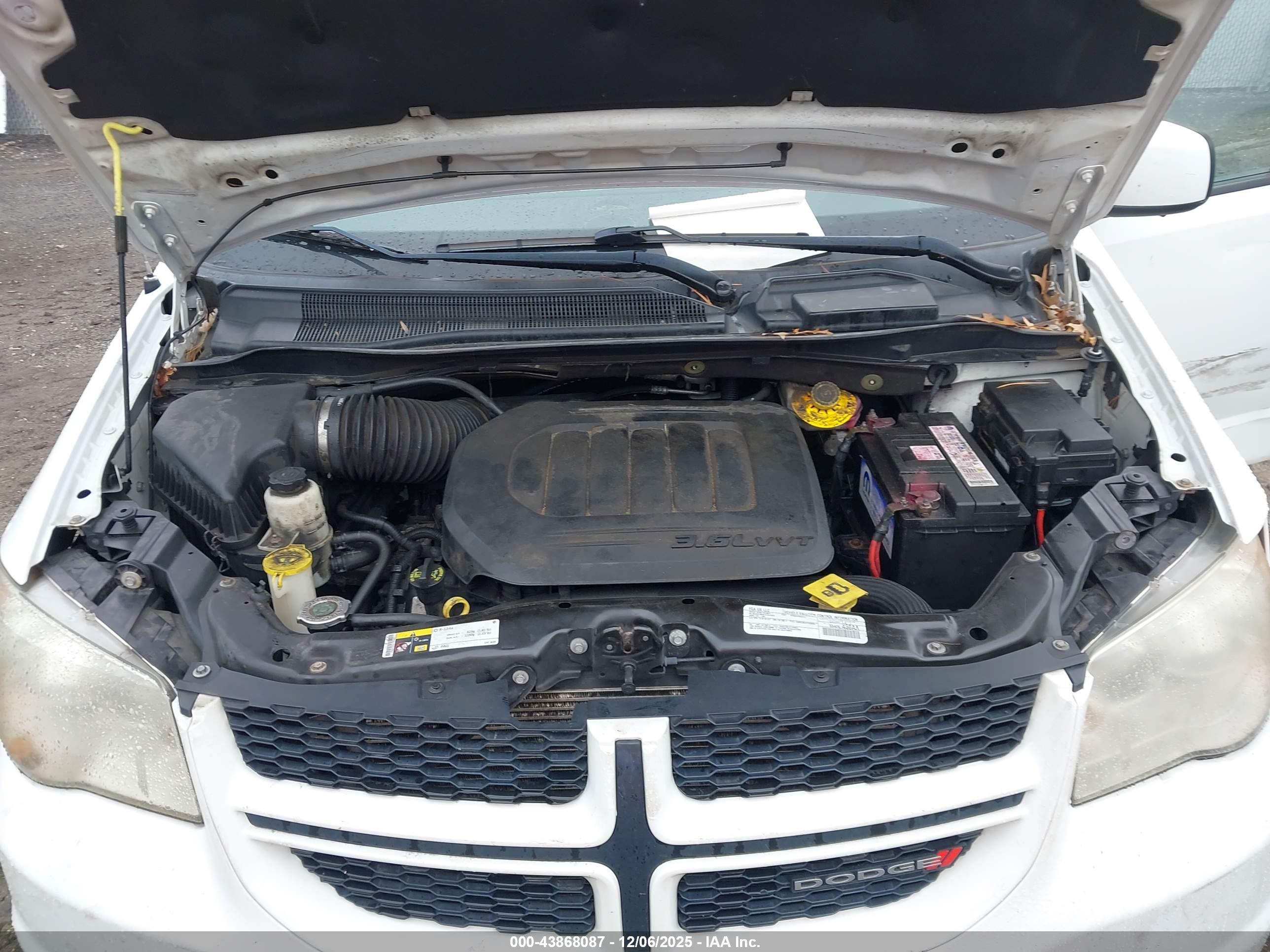 DODGE GRAND image 10