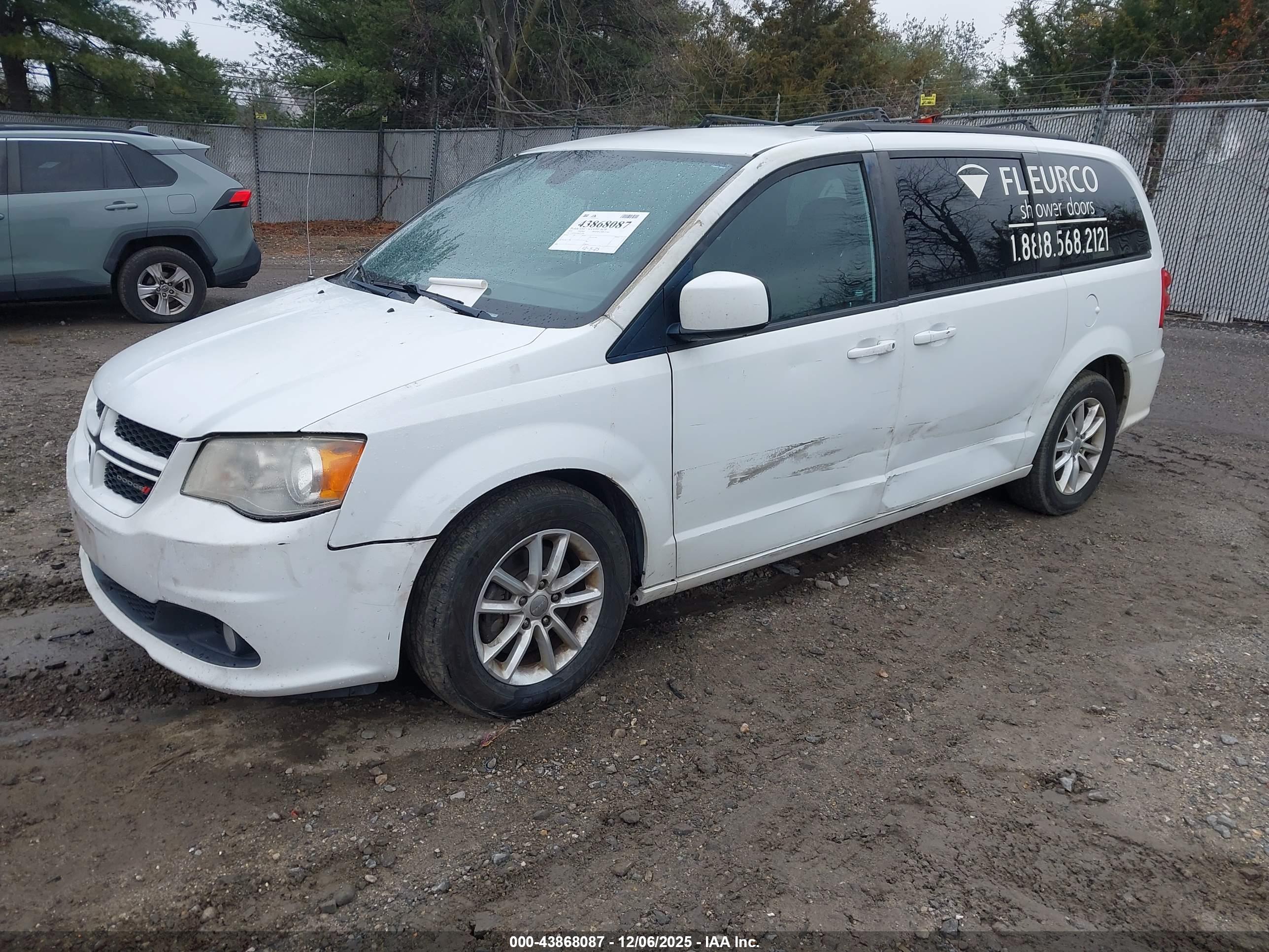 DODGE GRAND image 2