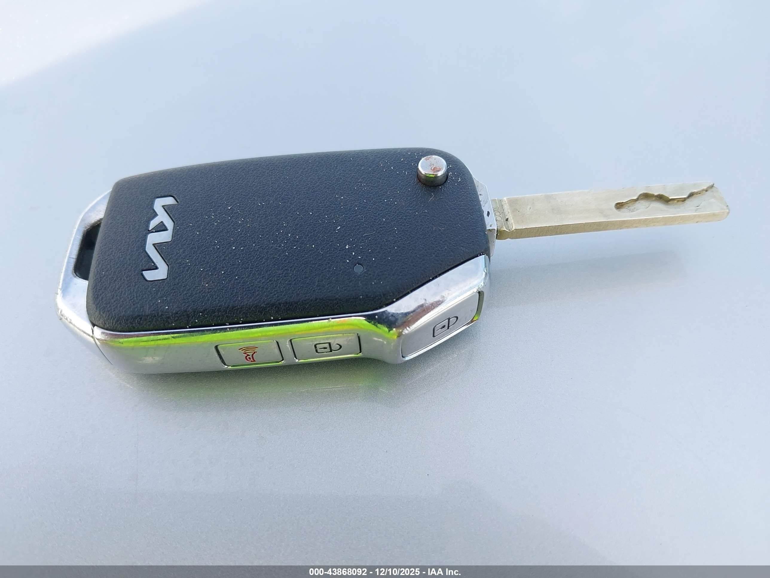 KIA SORENTO image 11