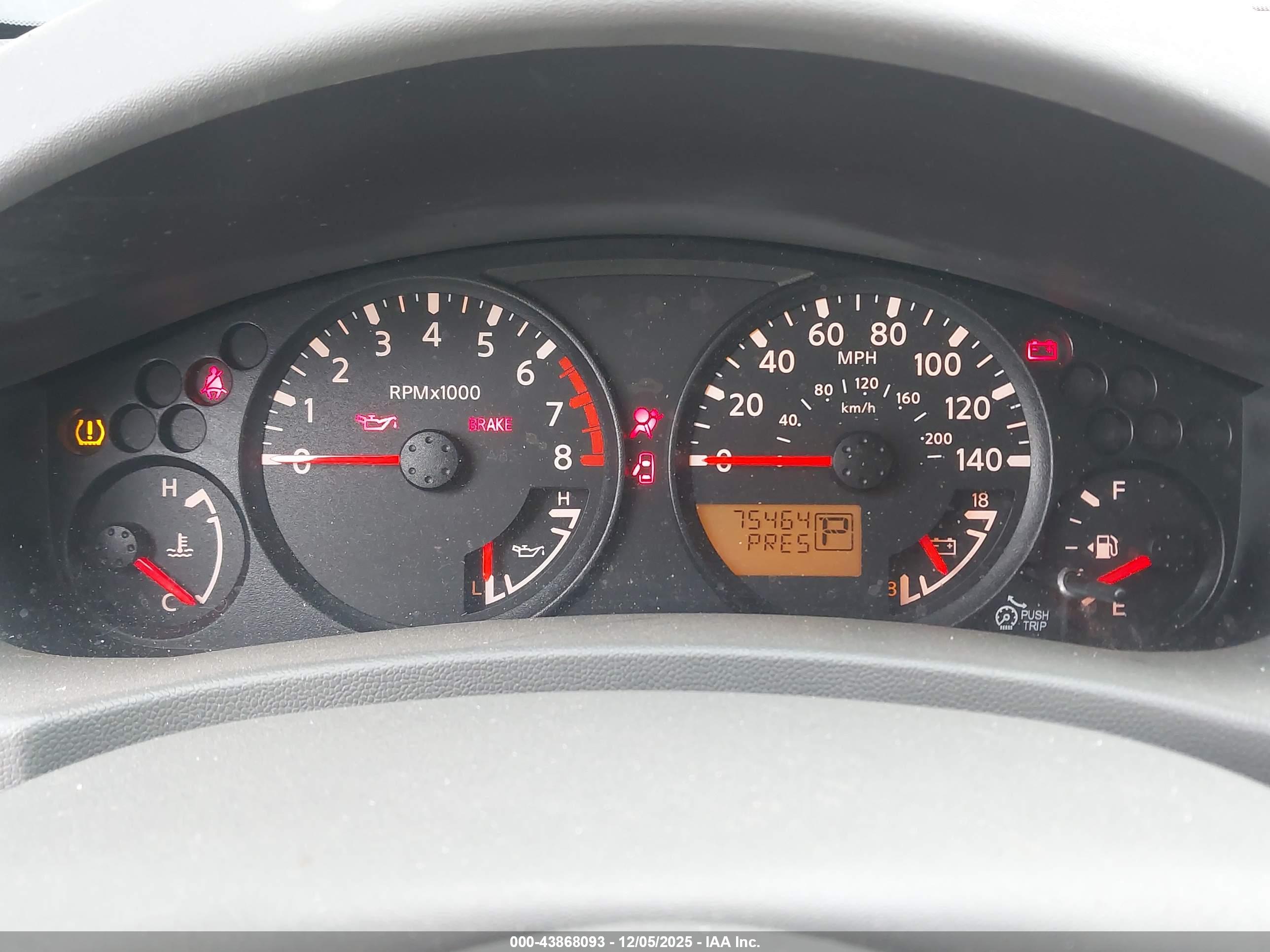 NISSAN FRONTIER image 7