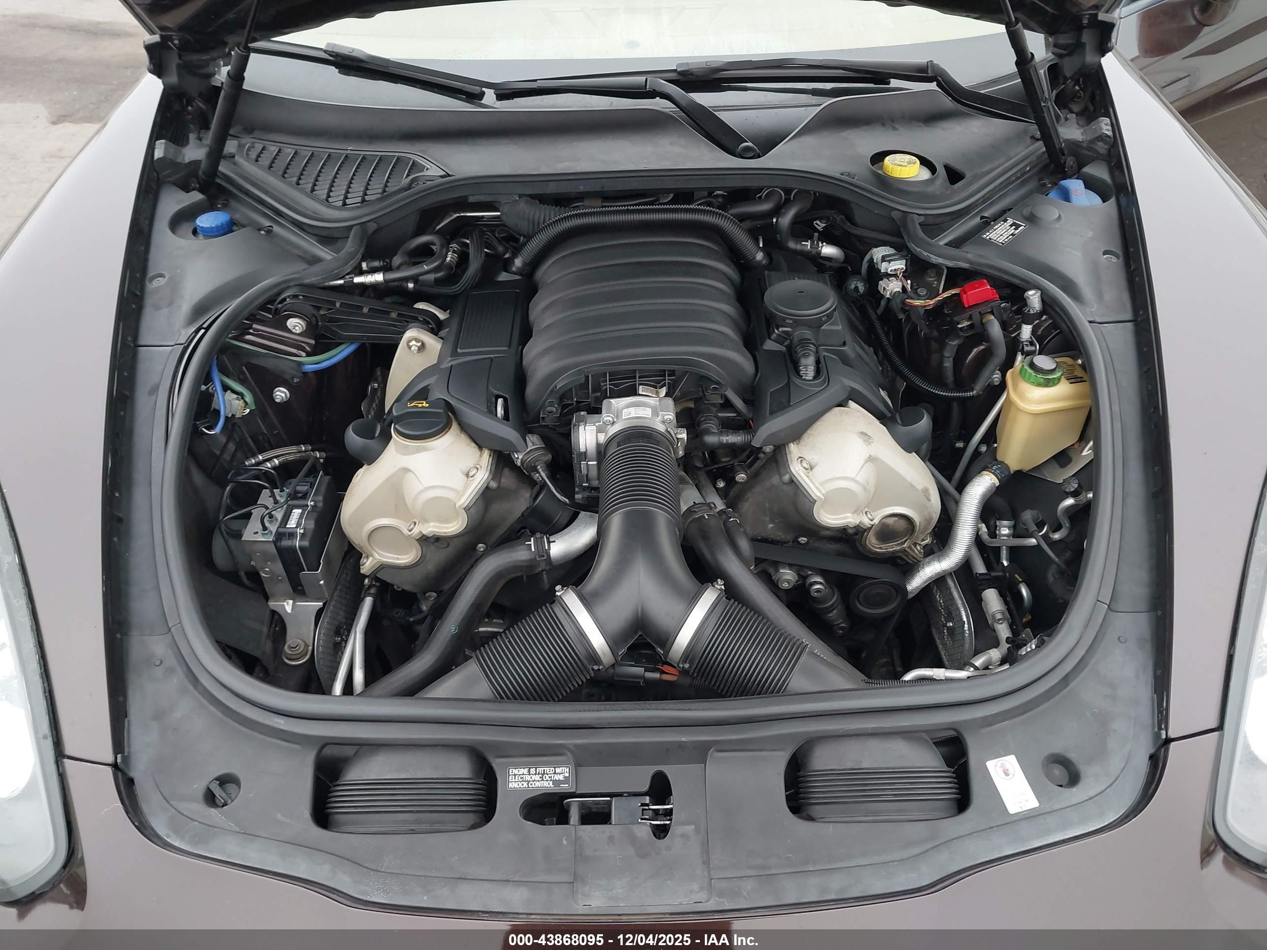 PORSCHE PANAMERA image 10