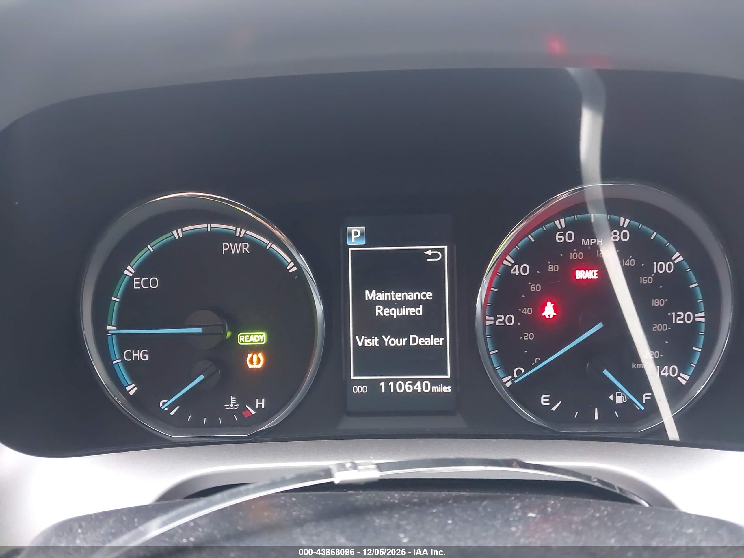TOYOTA RAV4 image 7
