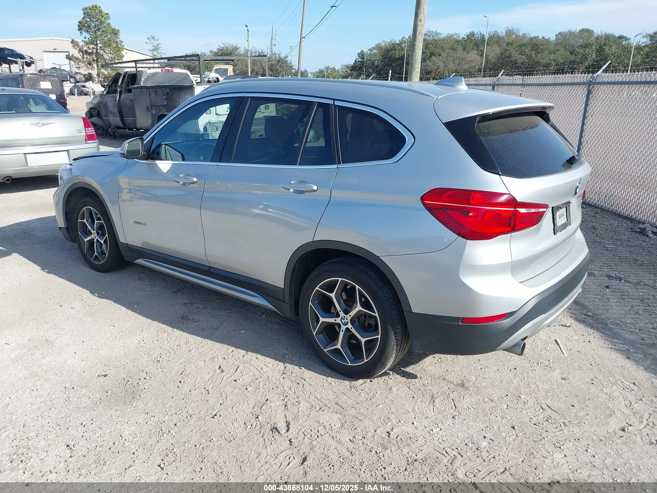 BMW X1 image 3