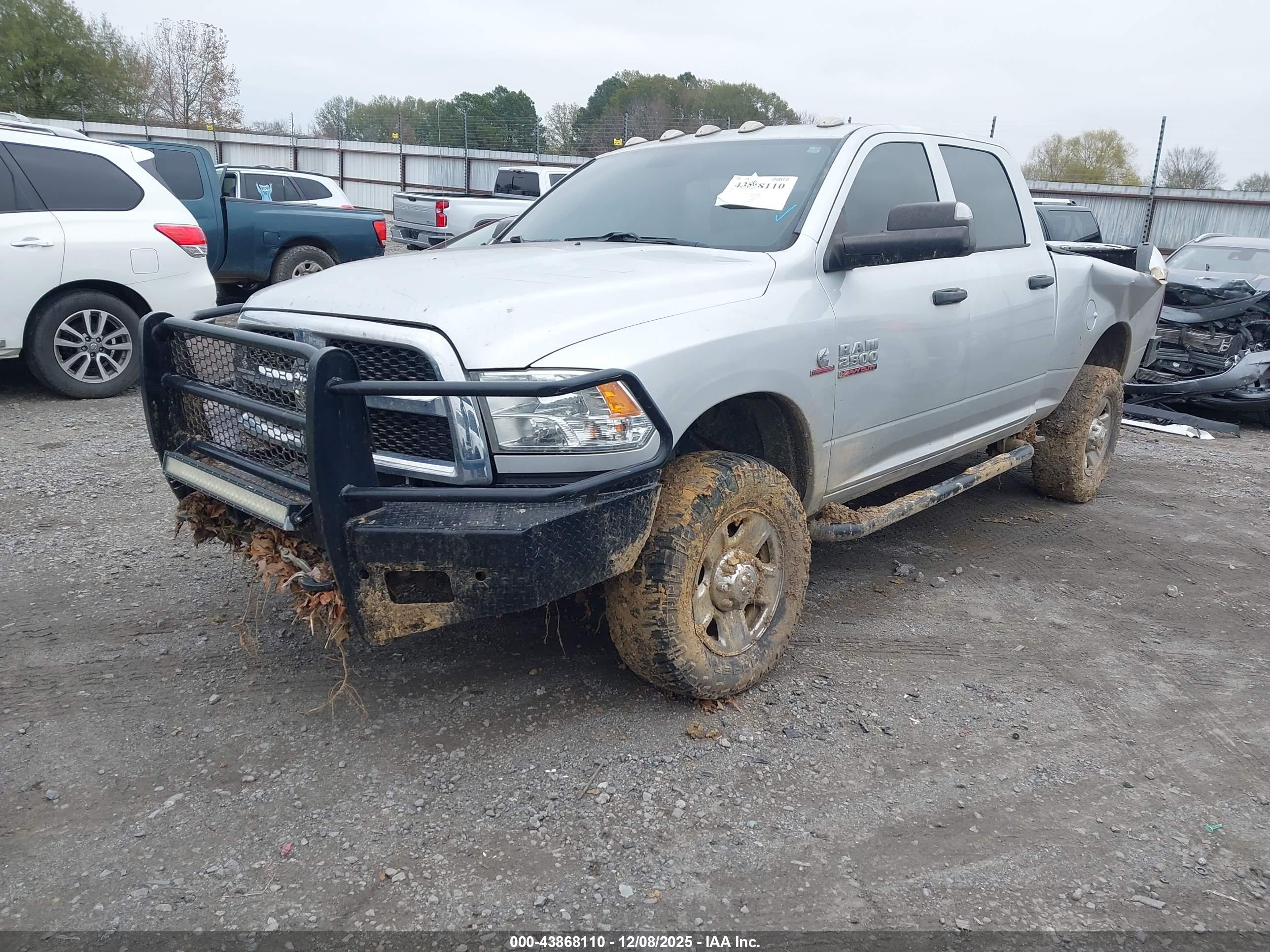 RAM 2500 image 2