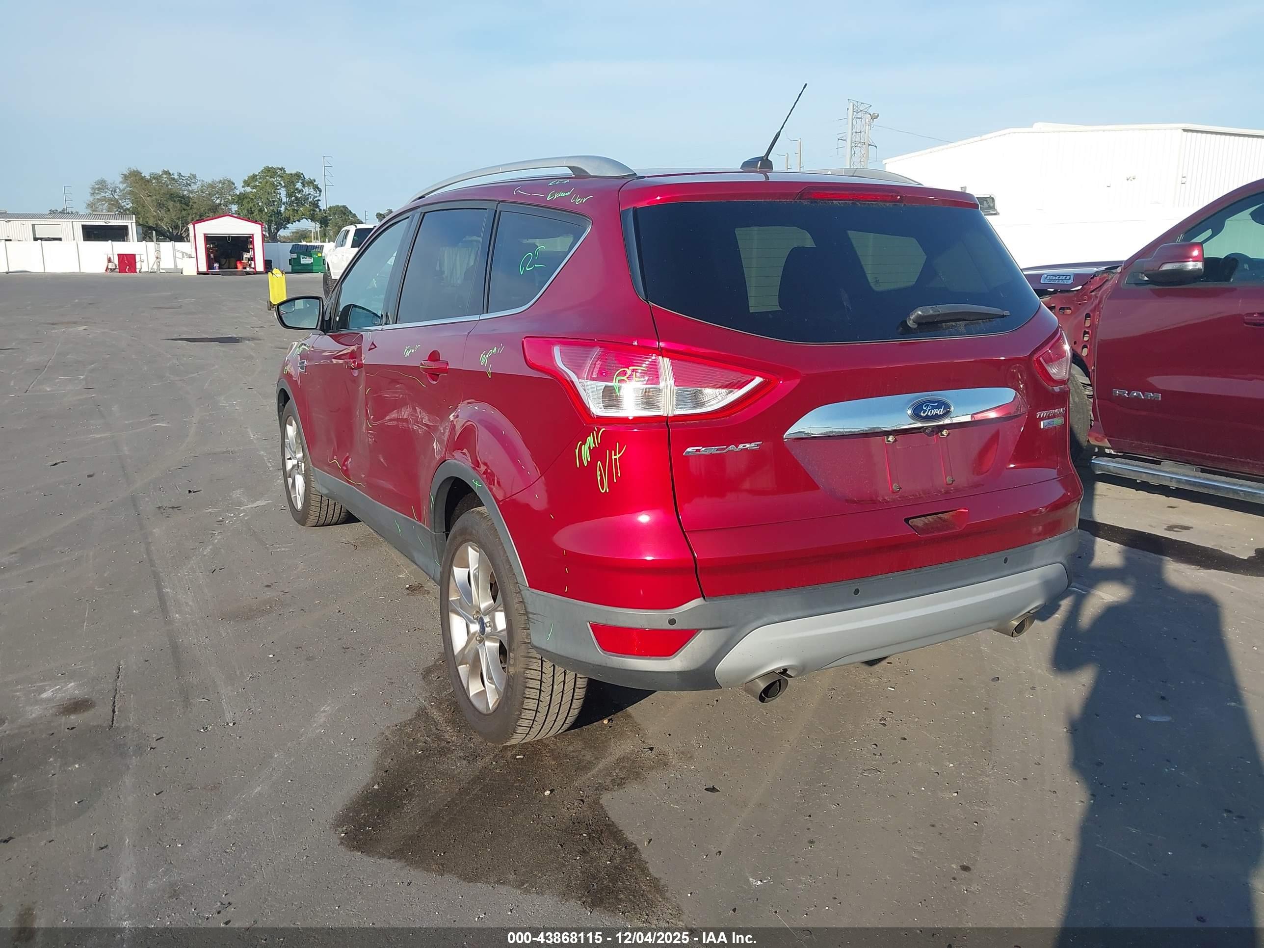 FORD ESCAPE image 3