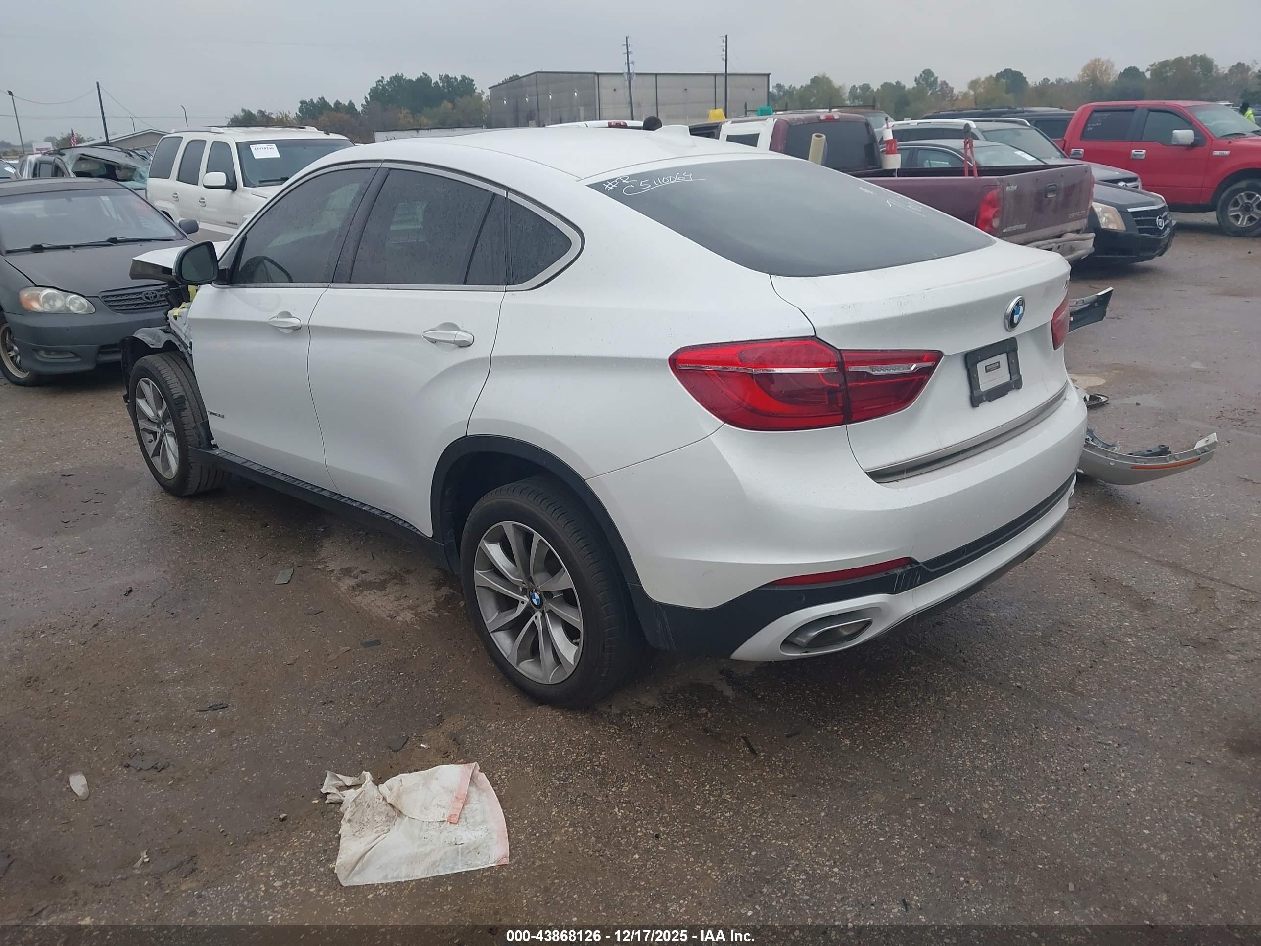 BMW X6 image 3