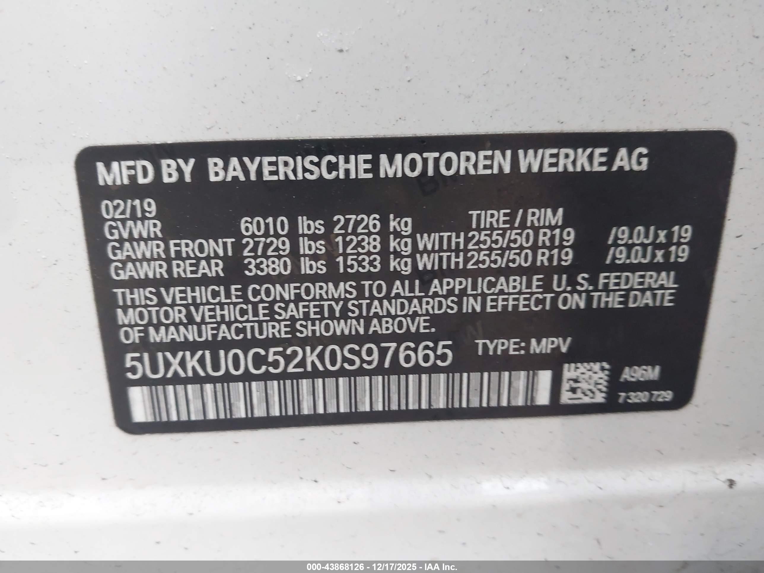 BMW X6 image 9