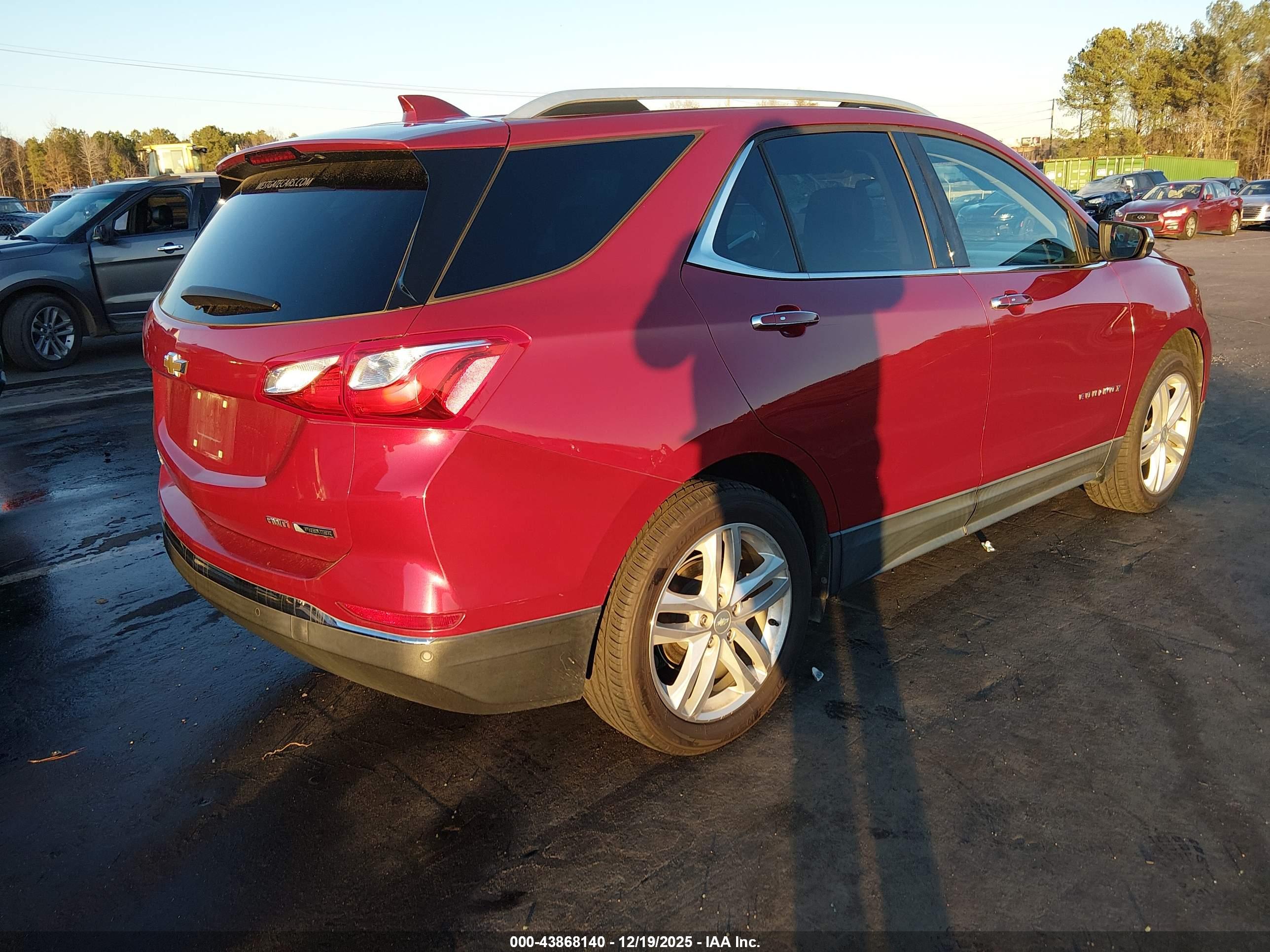 CHEVROLET EQUINOX image 4