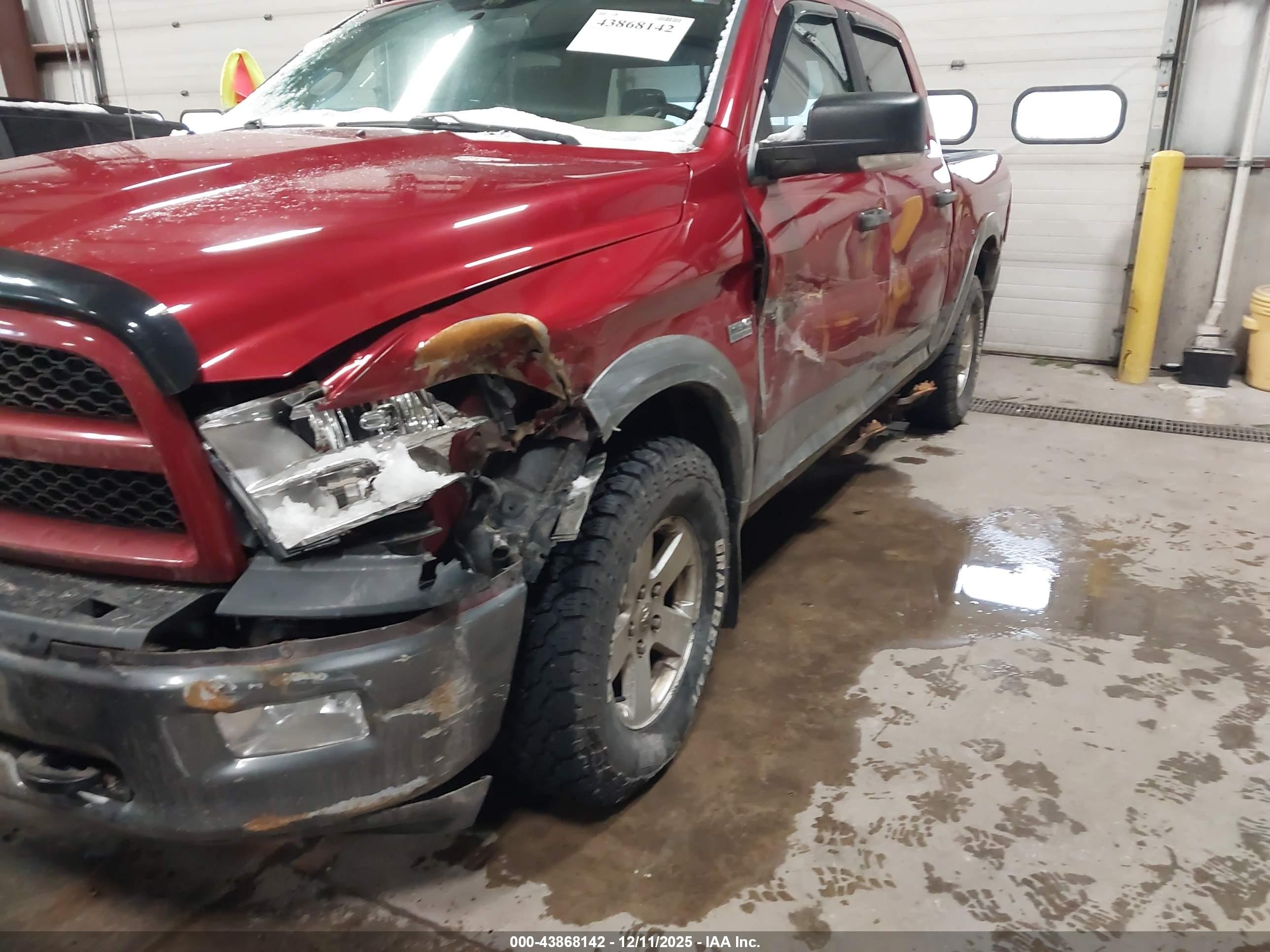 DODGE RAM image 6