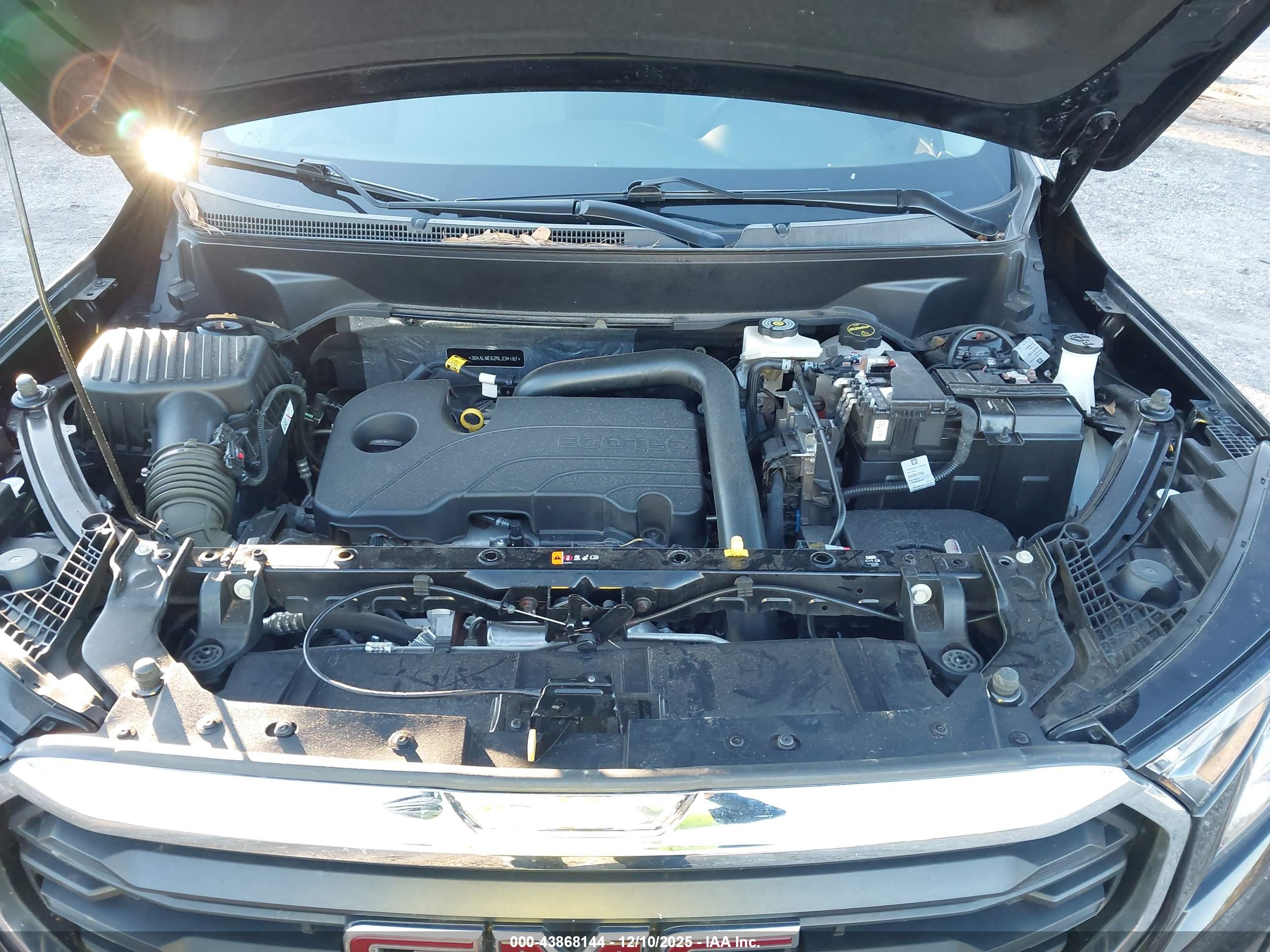 GMC TERRAIN image 10