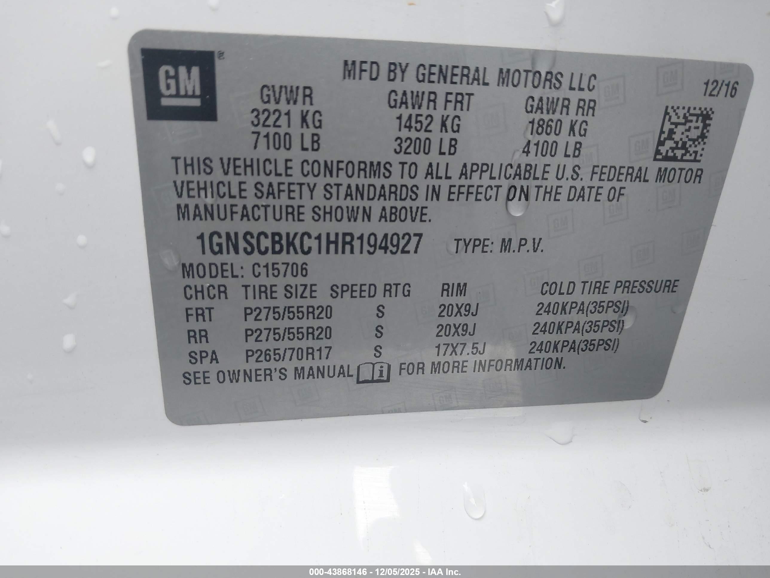 CHEVROLET TAHOE image 9
