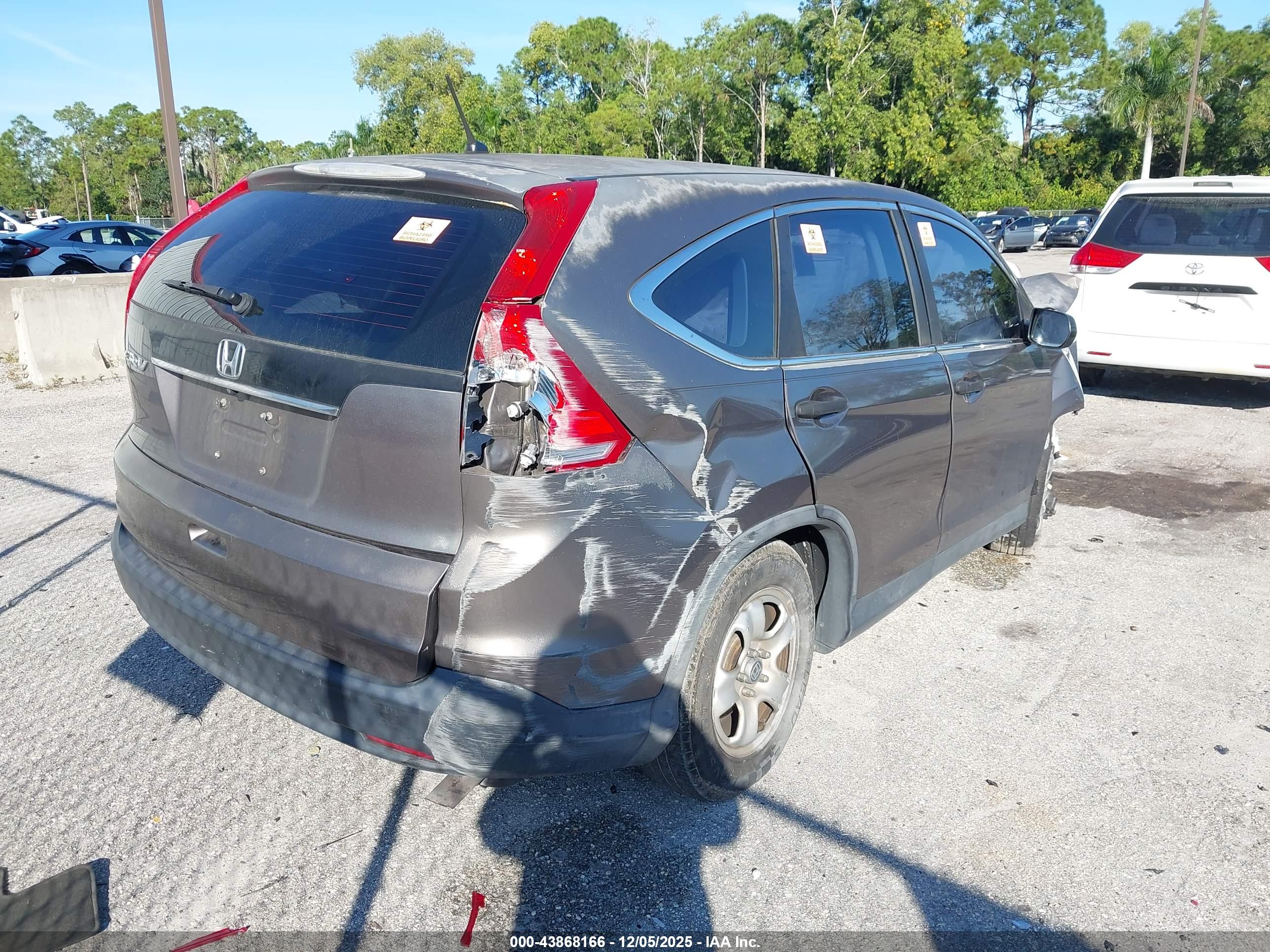 HONDA CR-V image 4