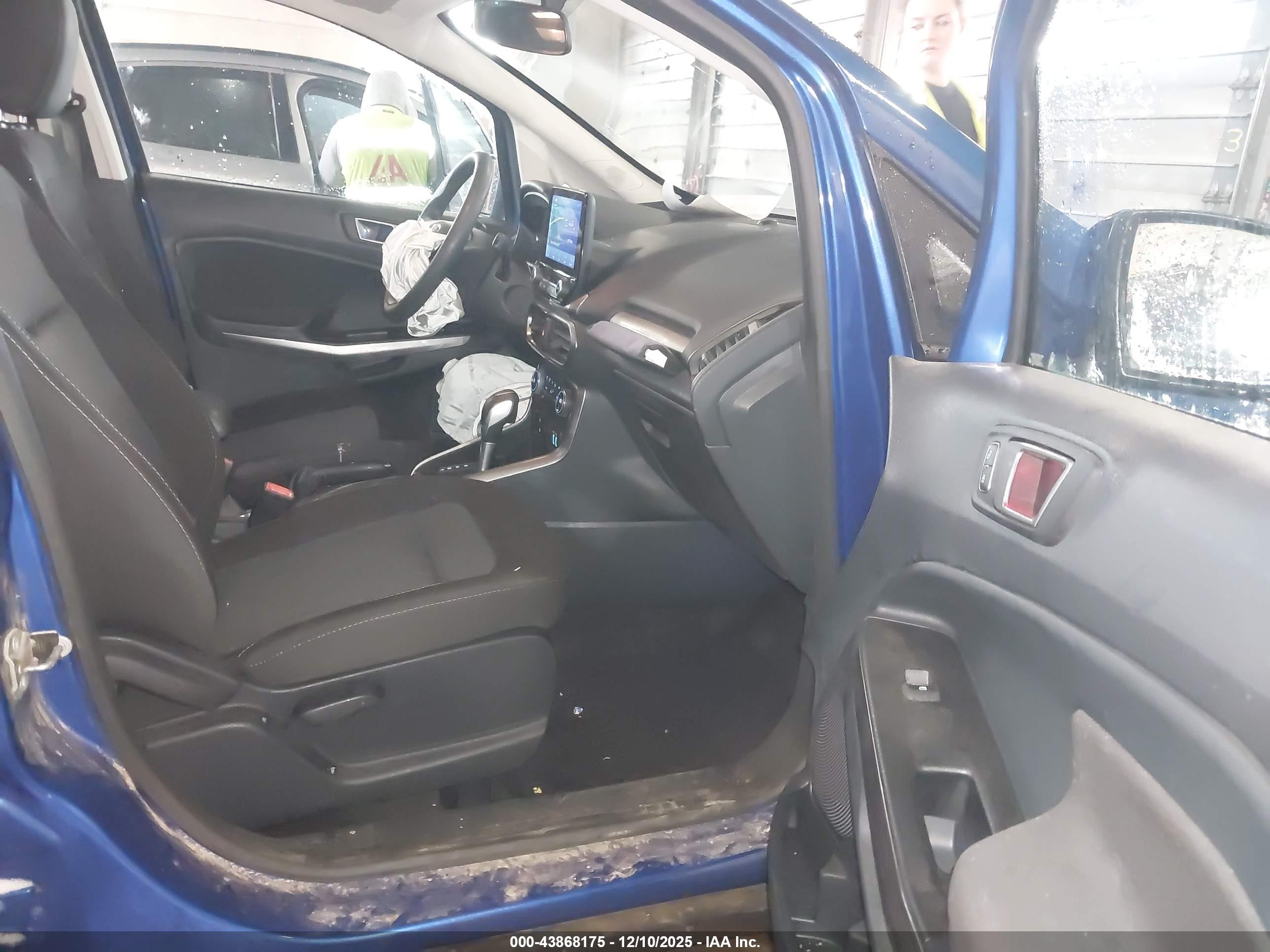 FORD ECOSPORT image 5