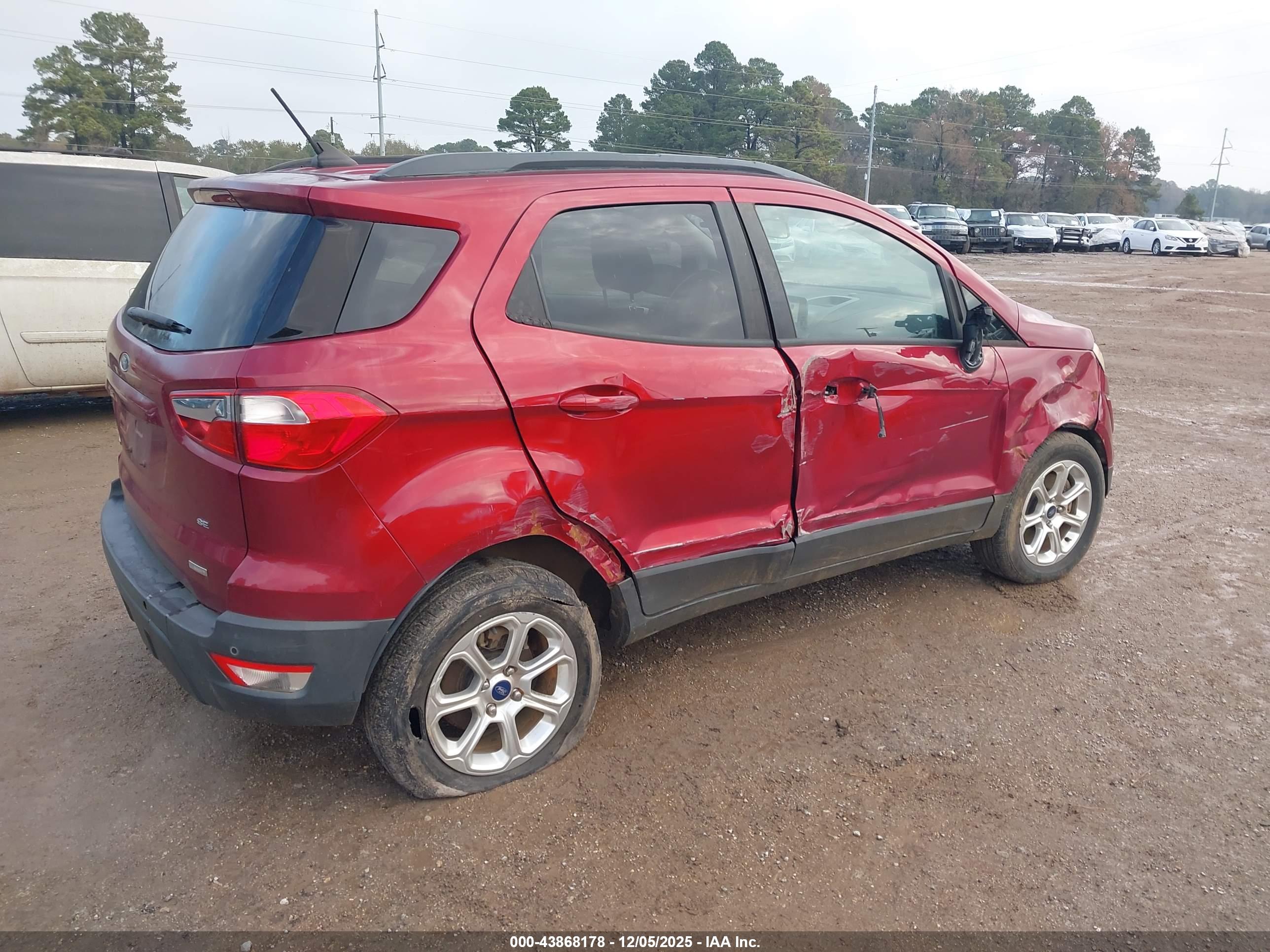 FORD ECOSPORT image 4