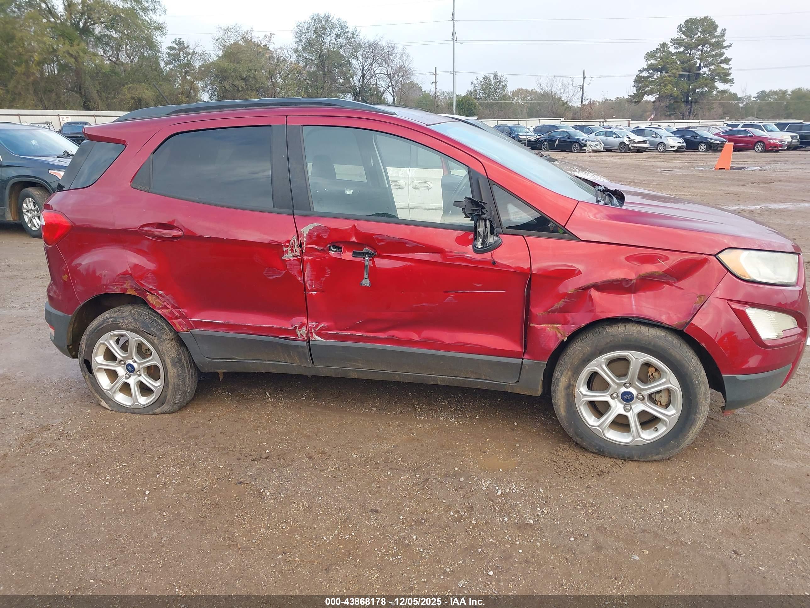 FORD ECOSPORT image 6