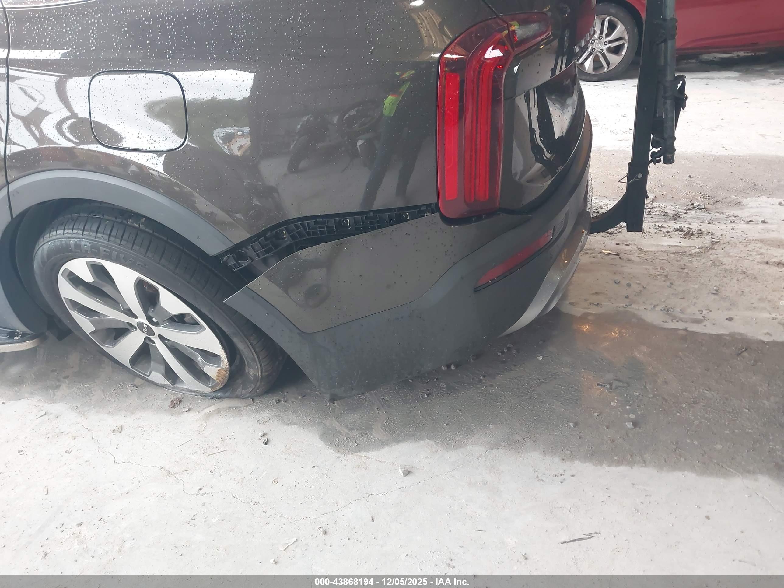 KIA TELLURIDE image 6