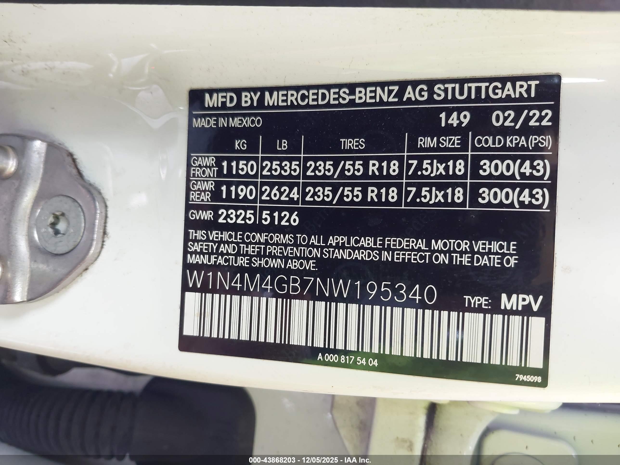MERCEDES-BENZ GLB image 9
