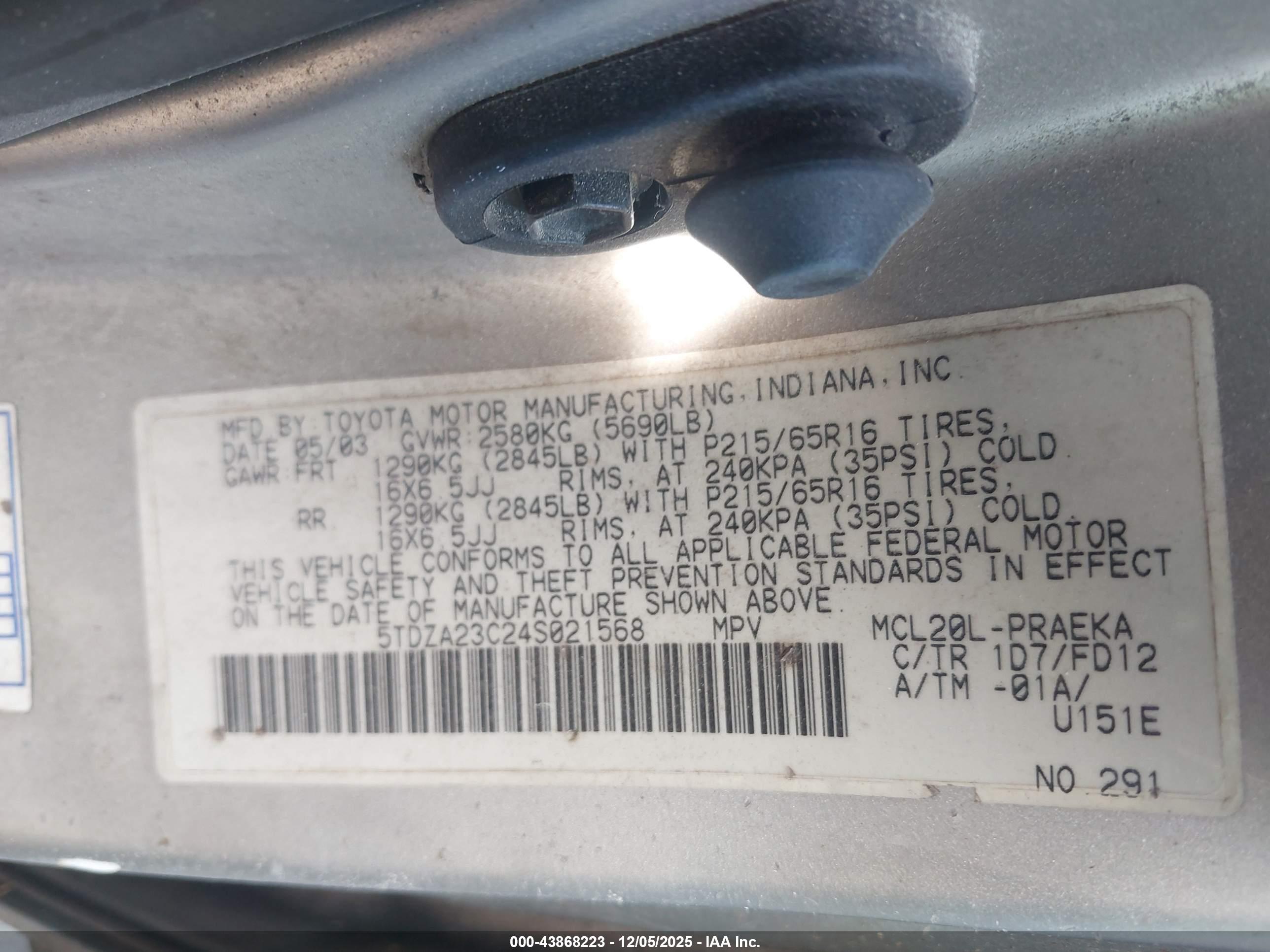 TOYOTA SIENNA image 9