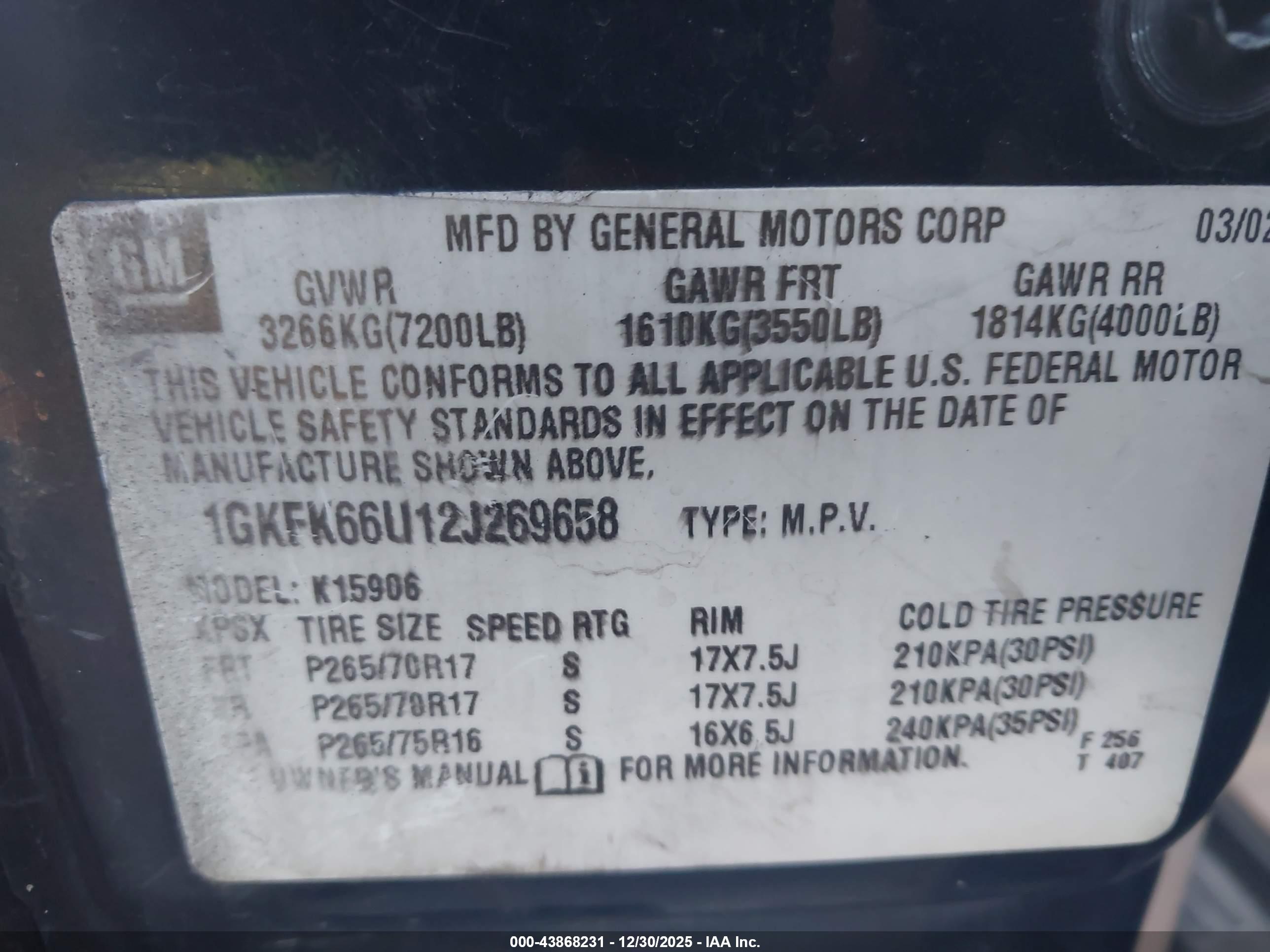 GMC YUKON image 9