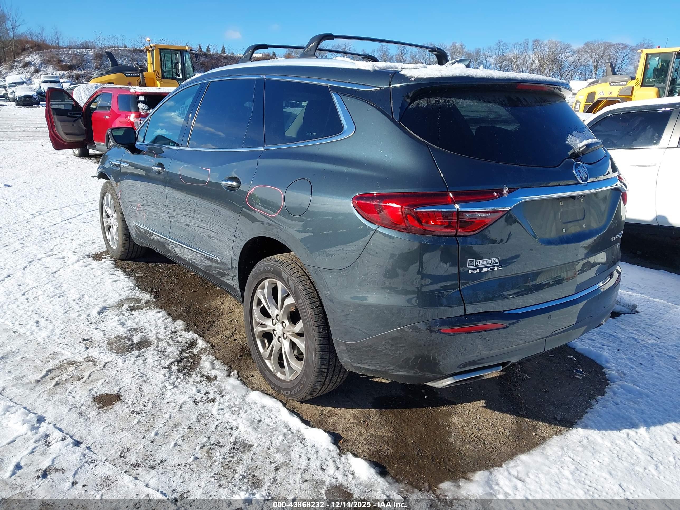 BUICK ENCLAVE image 3