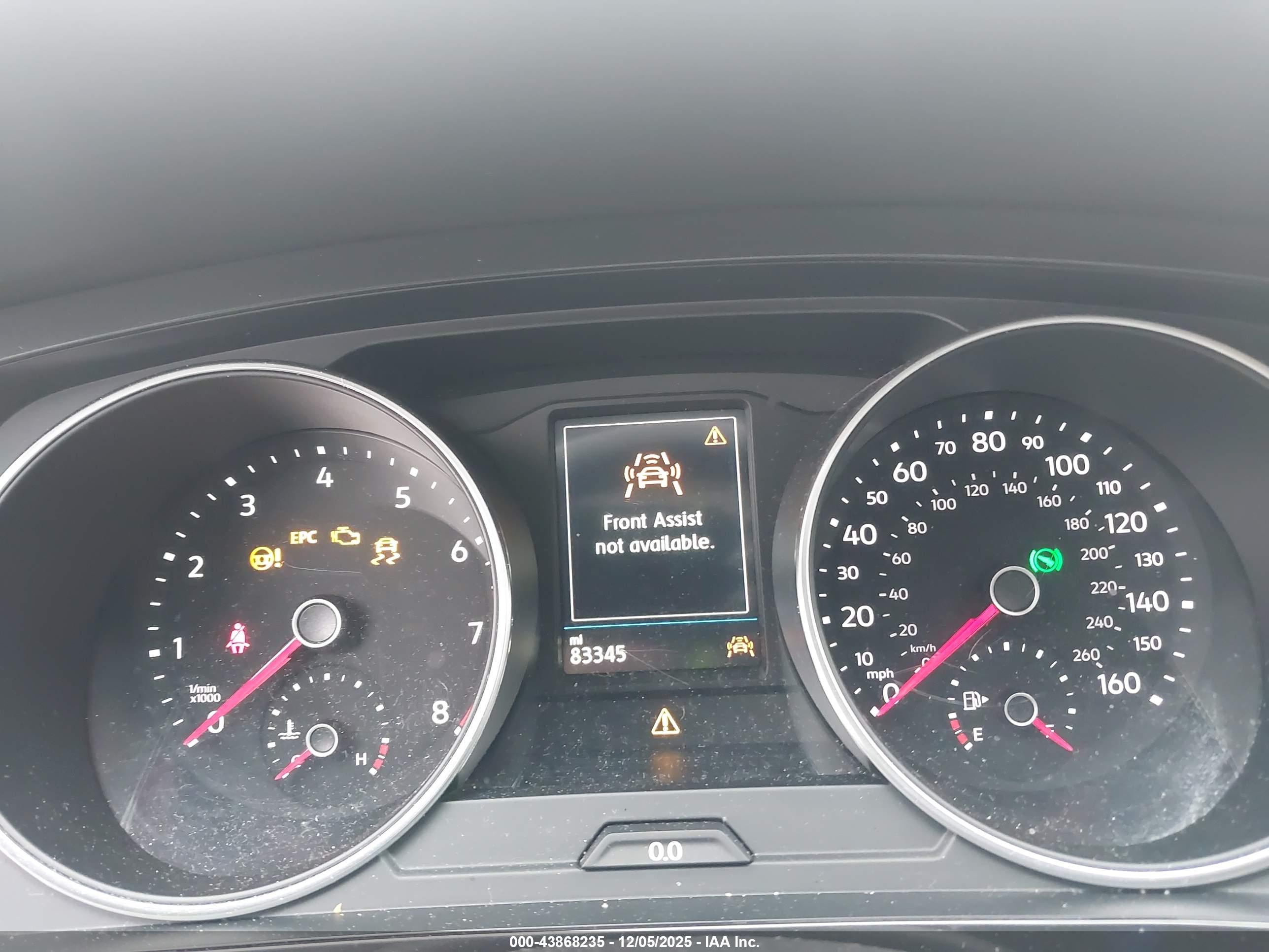 VOLKSWAGEN TIGUAN image 7