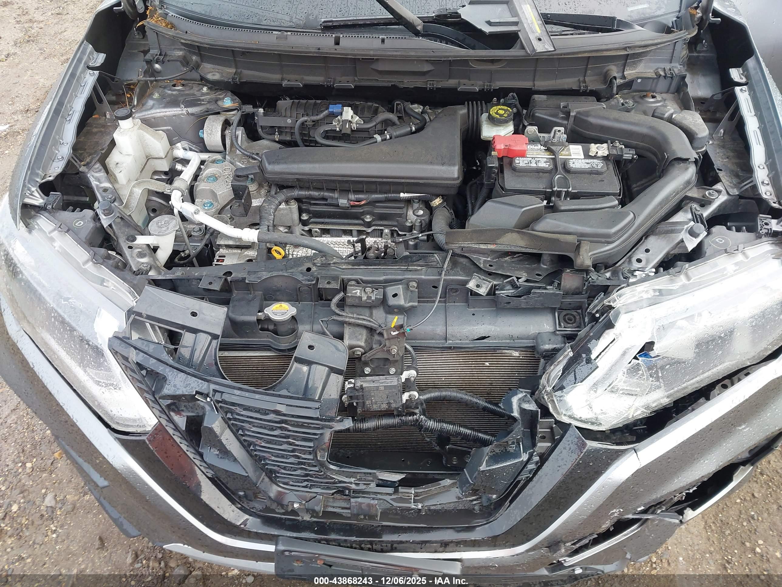 NISSAN ROGUE image 6