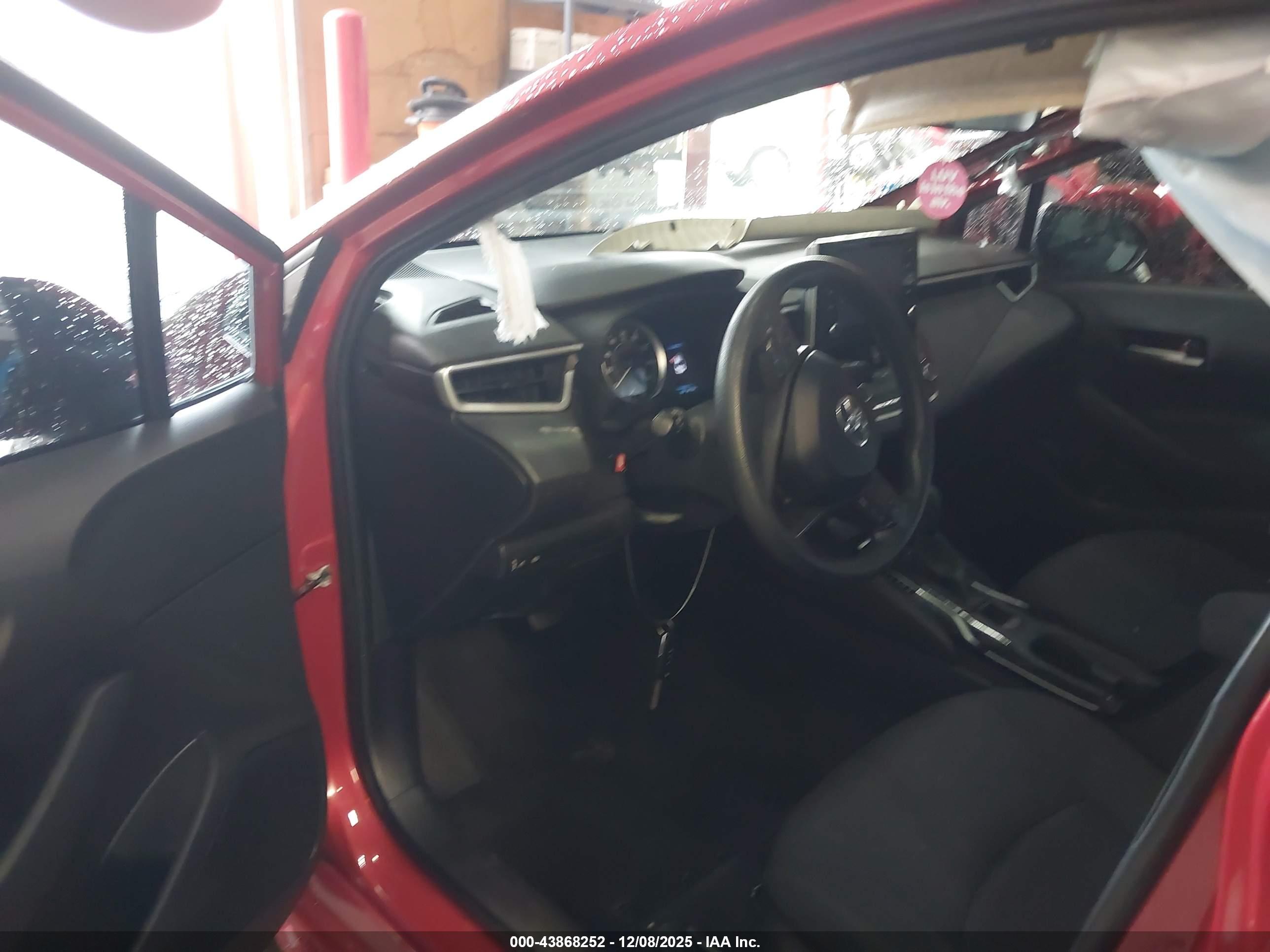 TOYOTA COROLLA image 5