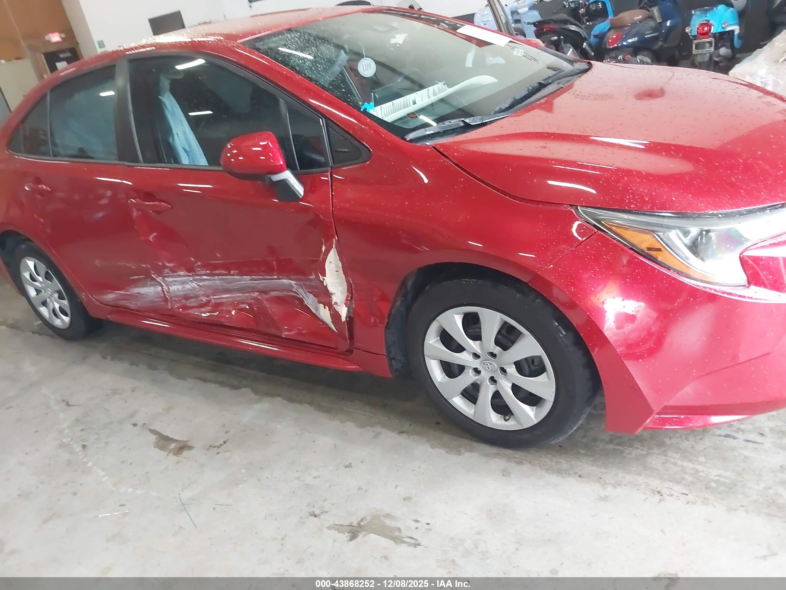 TOYOTA COROLLA image 6