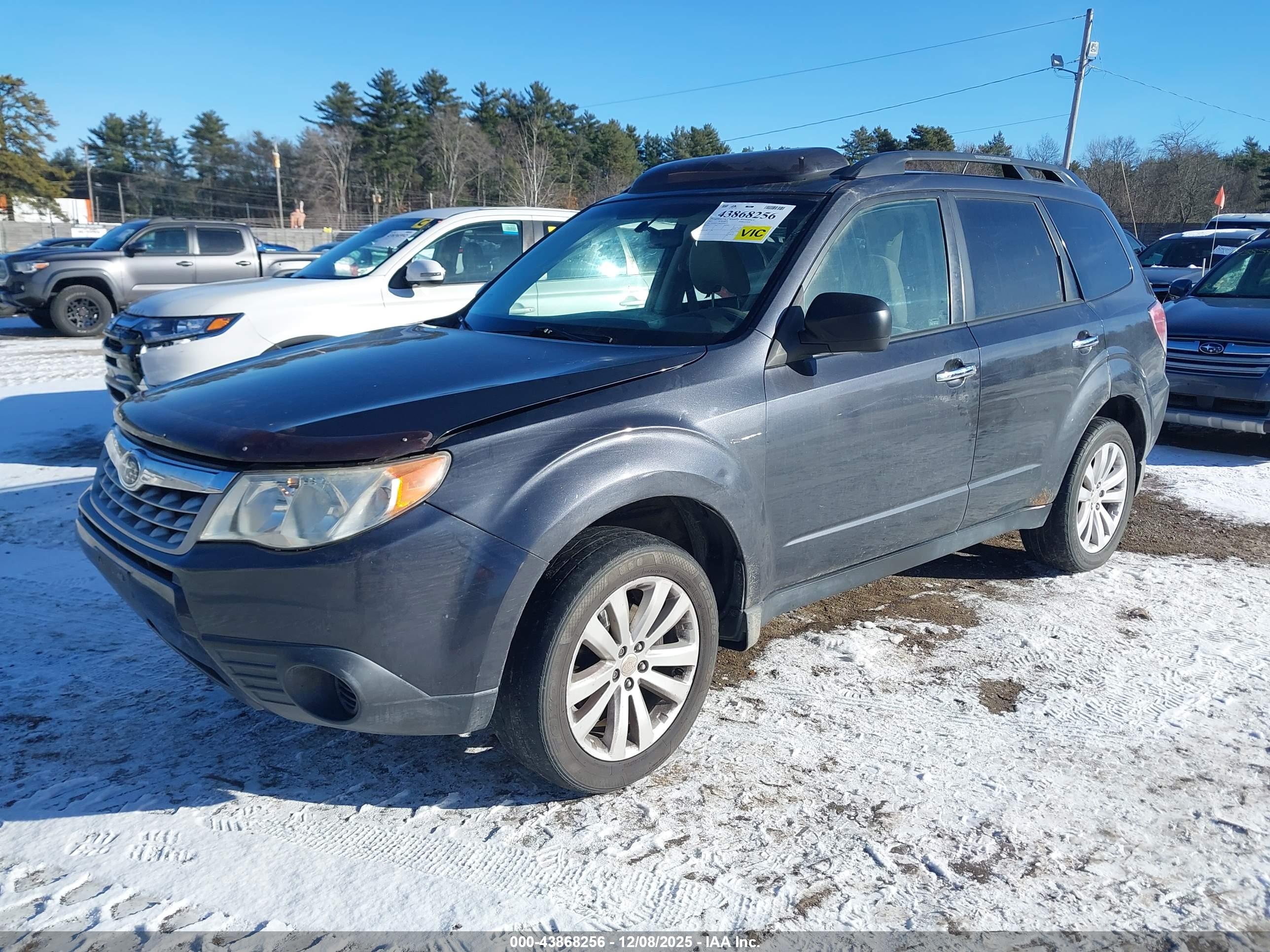 SUBARU FORESTER image 2