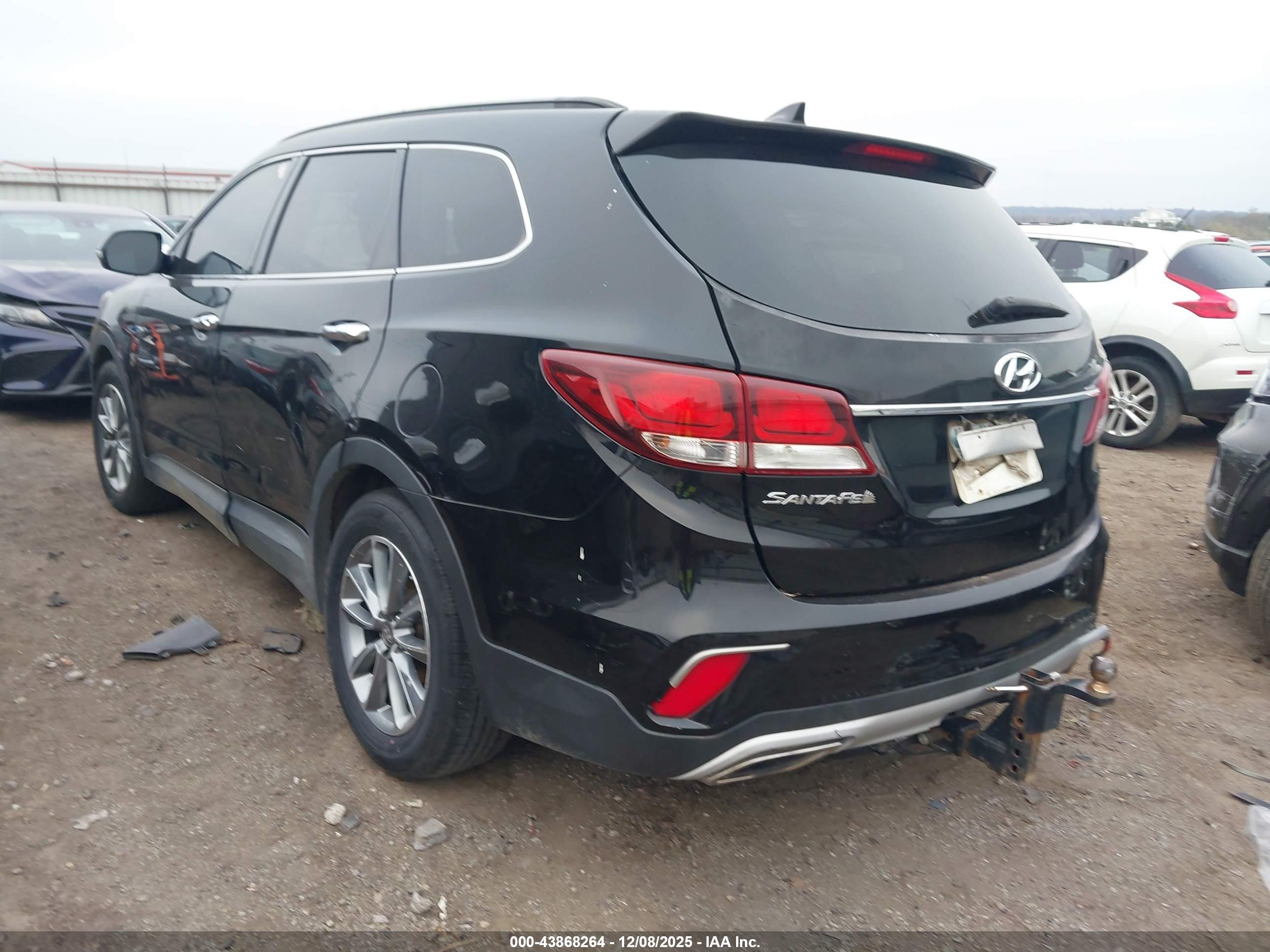 HYUNDAI SANTA image 3