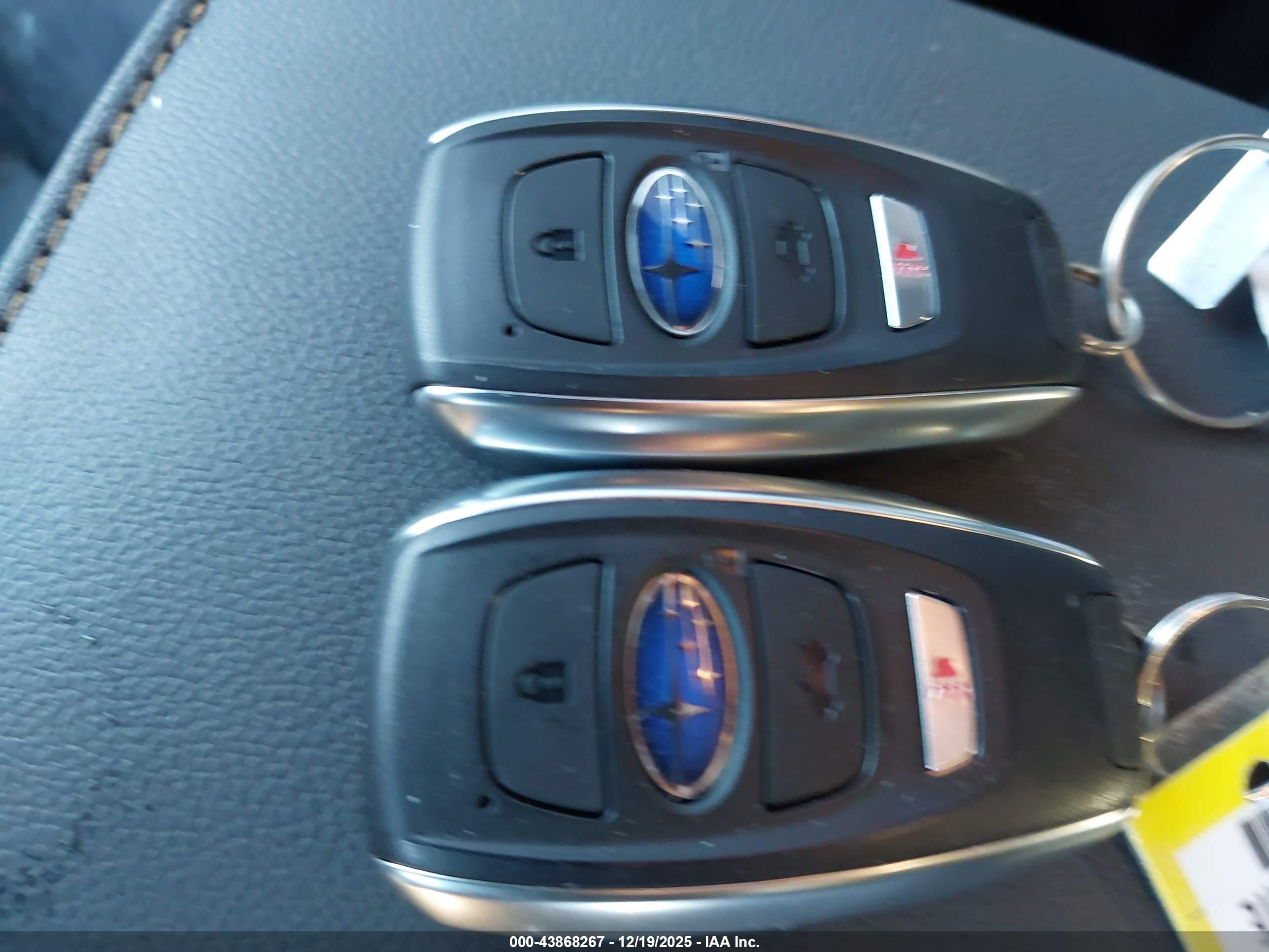 SUBARU OUTBACK image 11