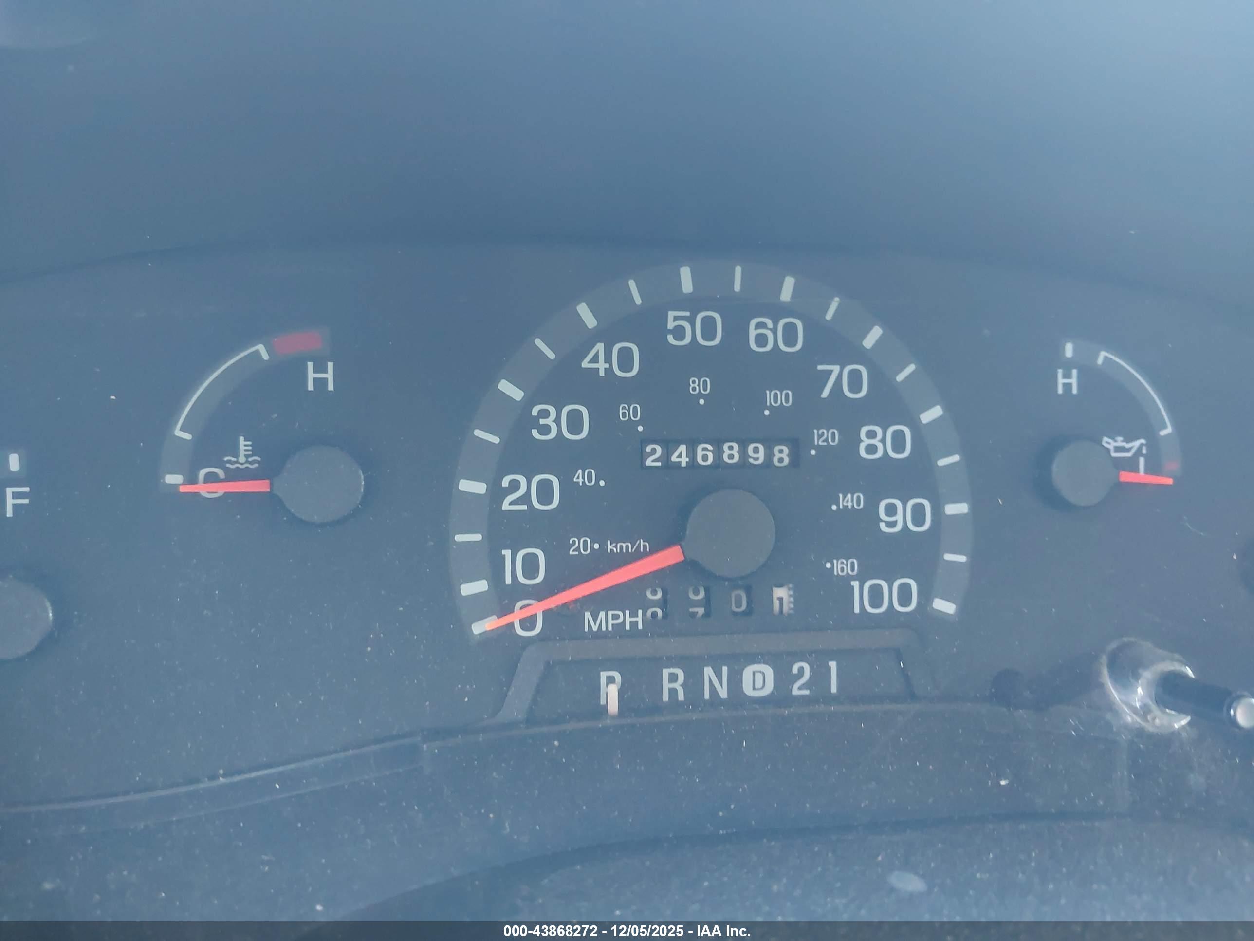 FORD E-350 image 7