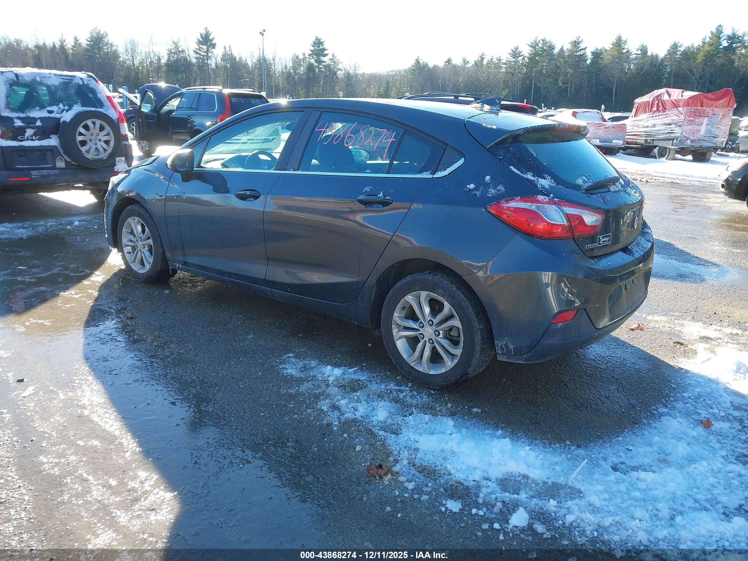 CHEVROLET CRUZE image 3