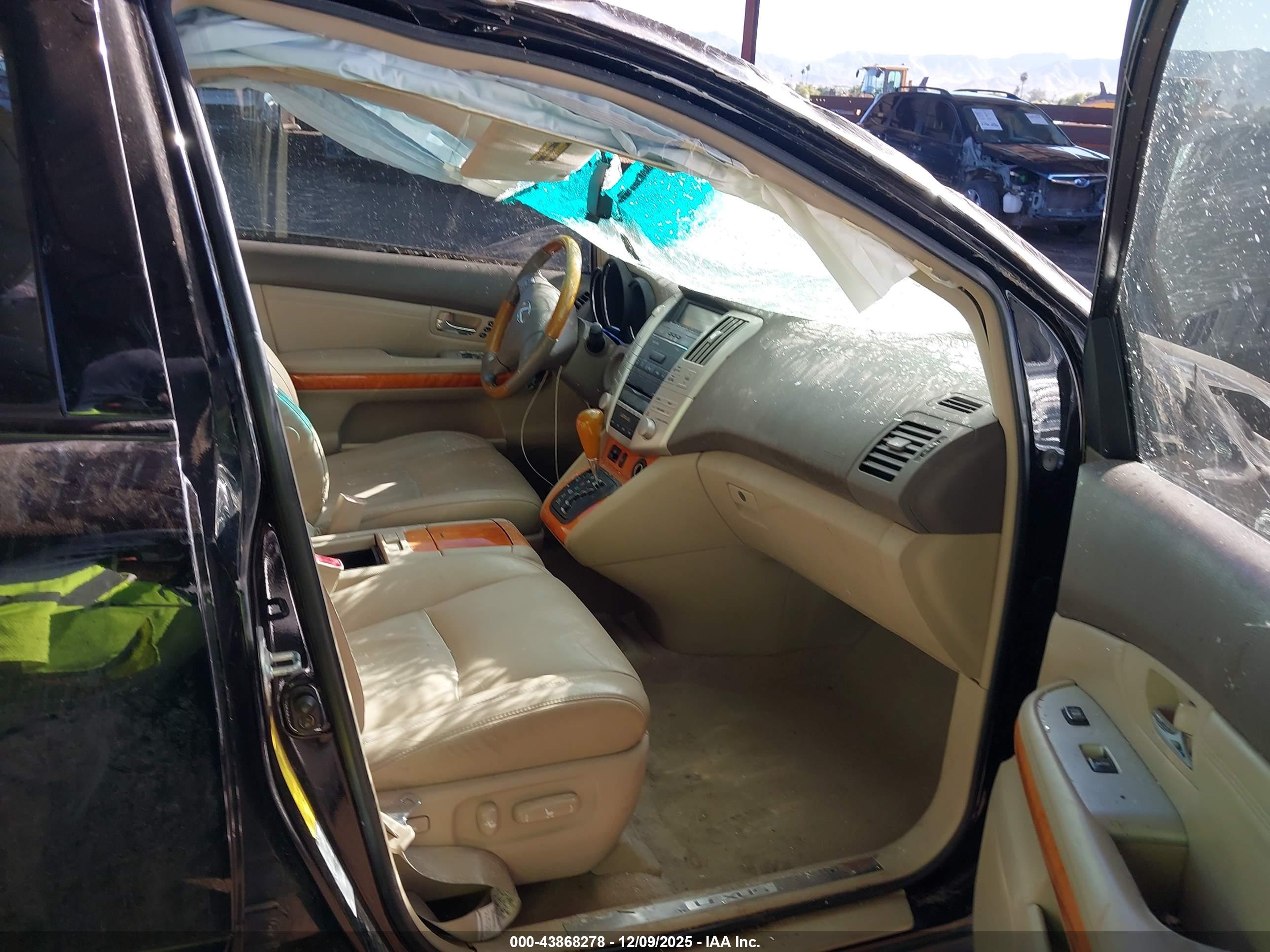 LEXUS RX image 5