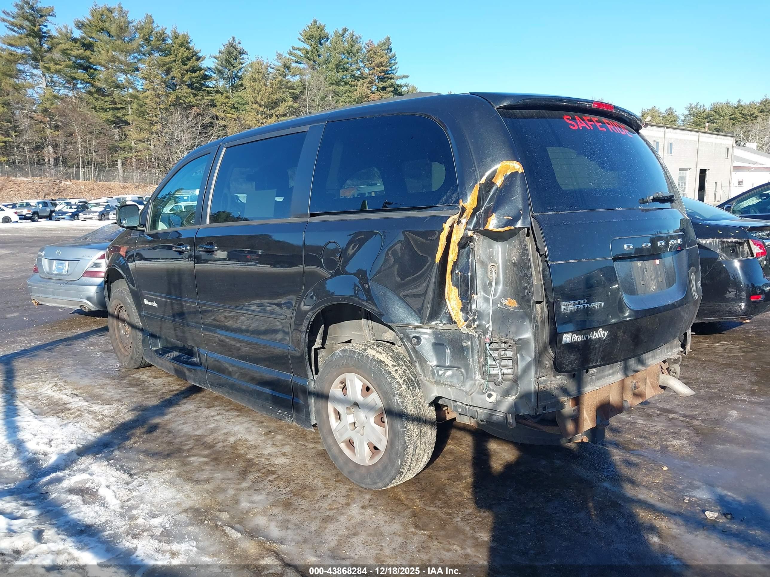 DODGE GRAND image 3