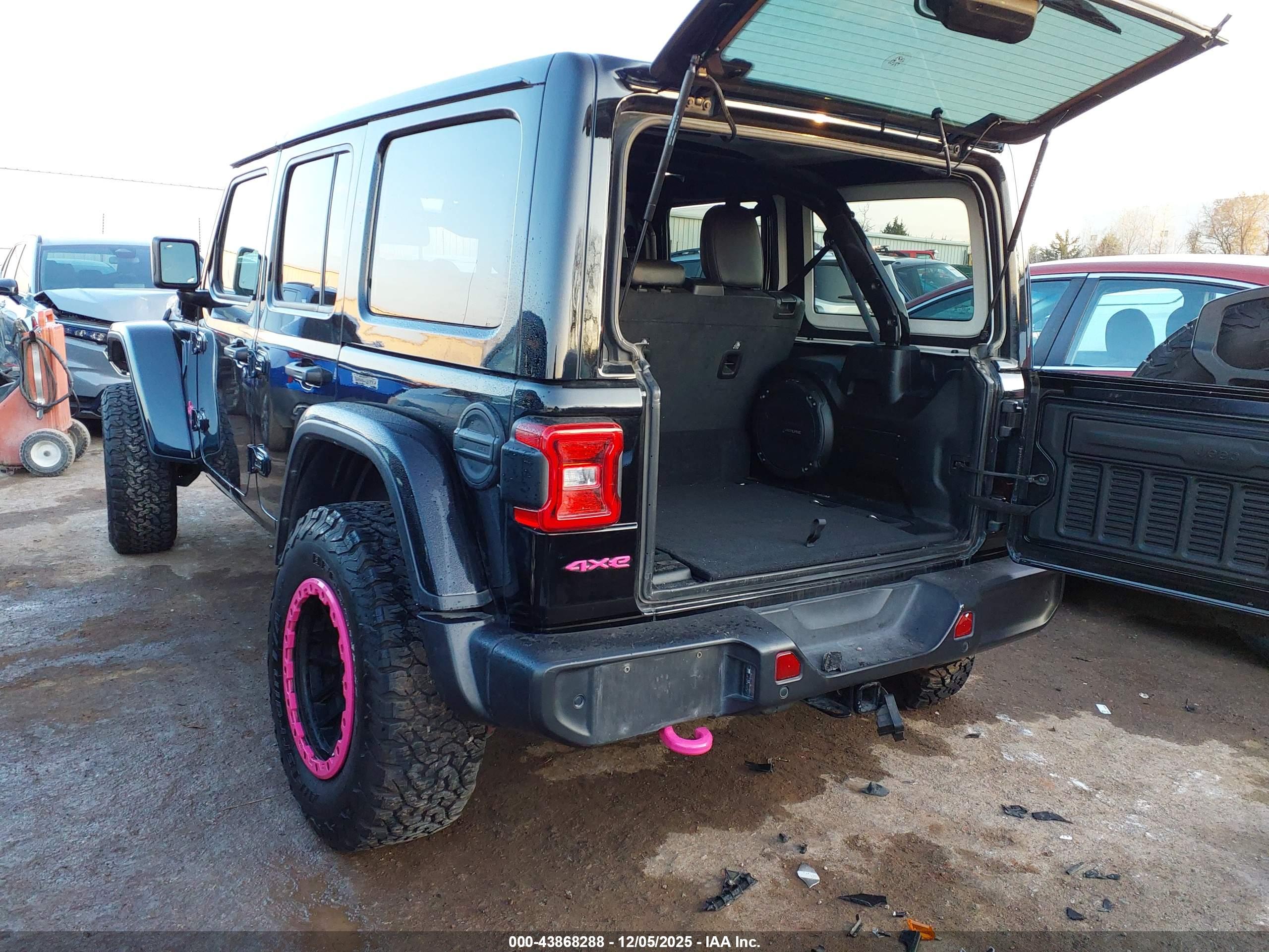 JEEP WRANGLER image 3