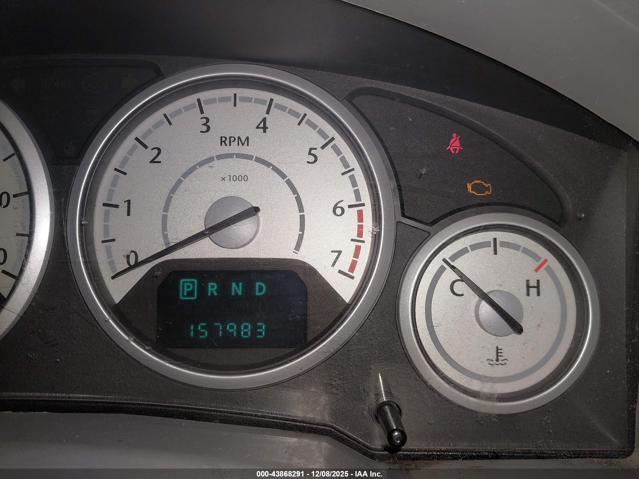 CHRYSLER TOWN image 7