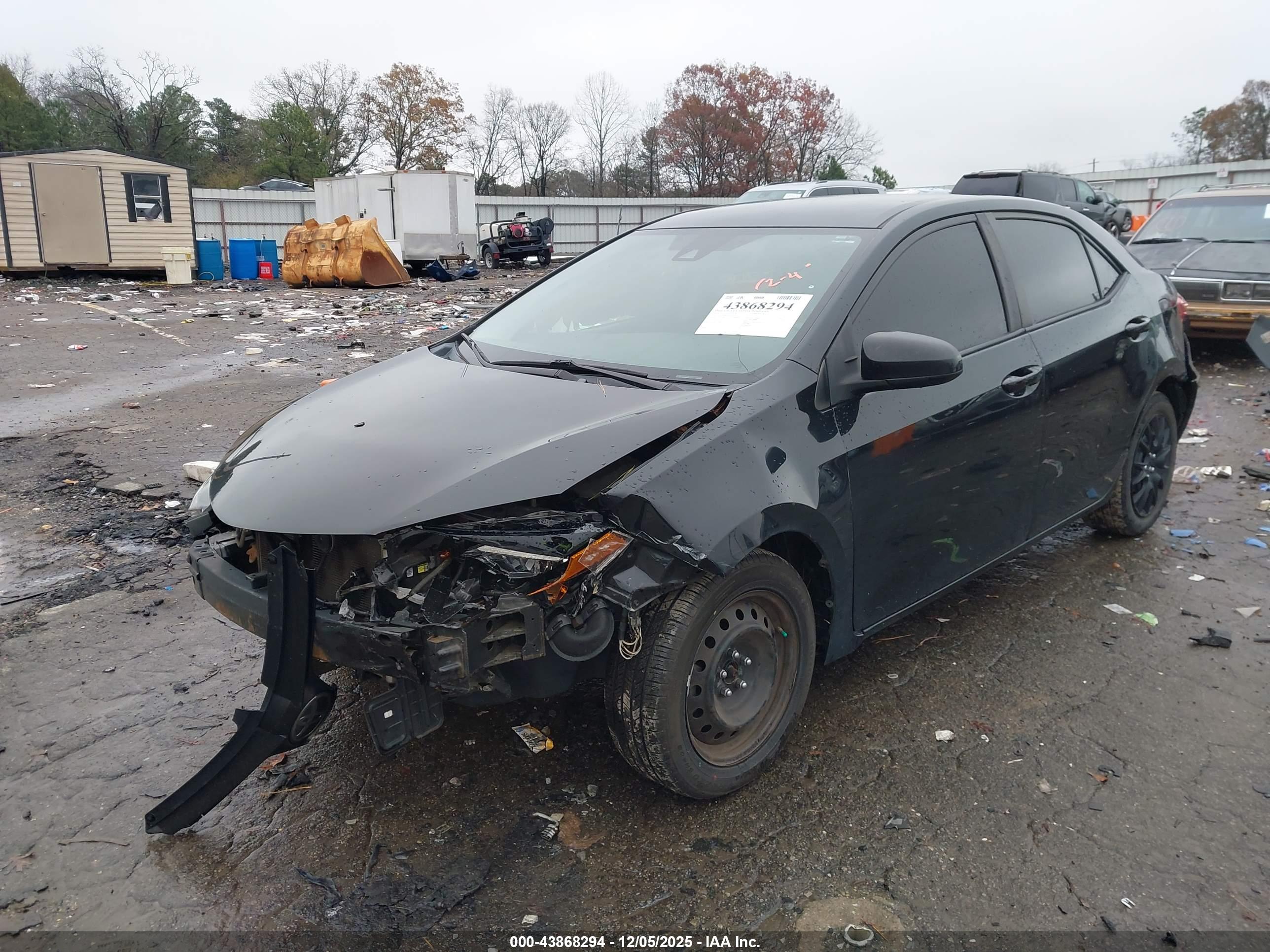 TOYOTA COROLLA image 2