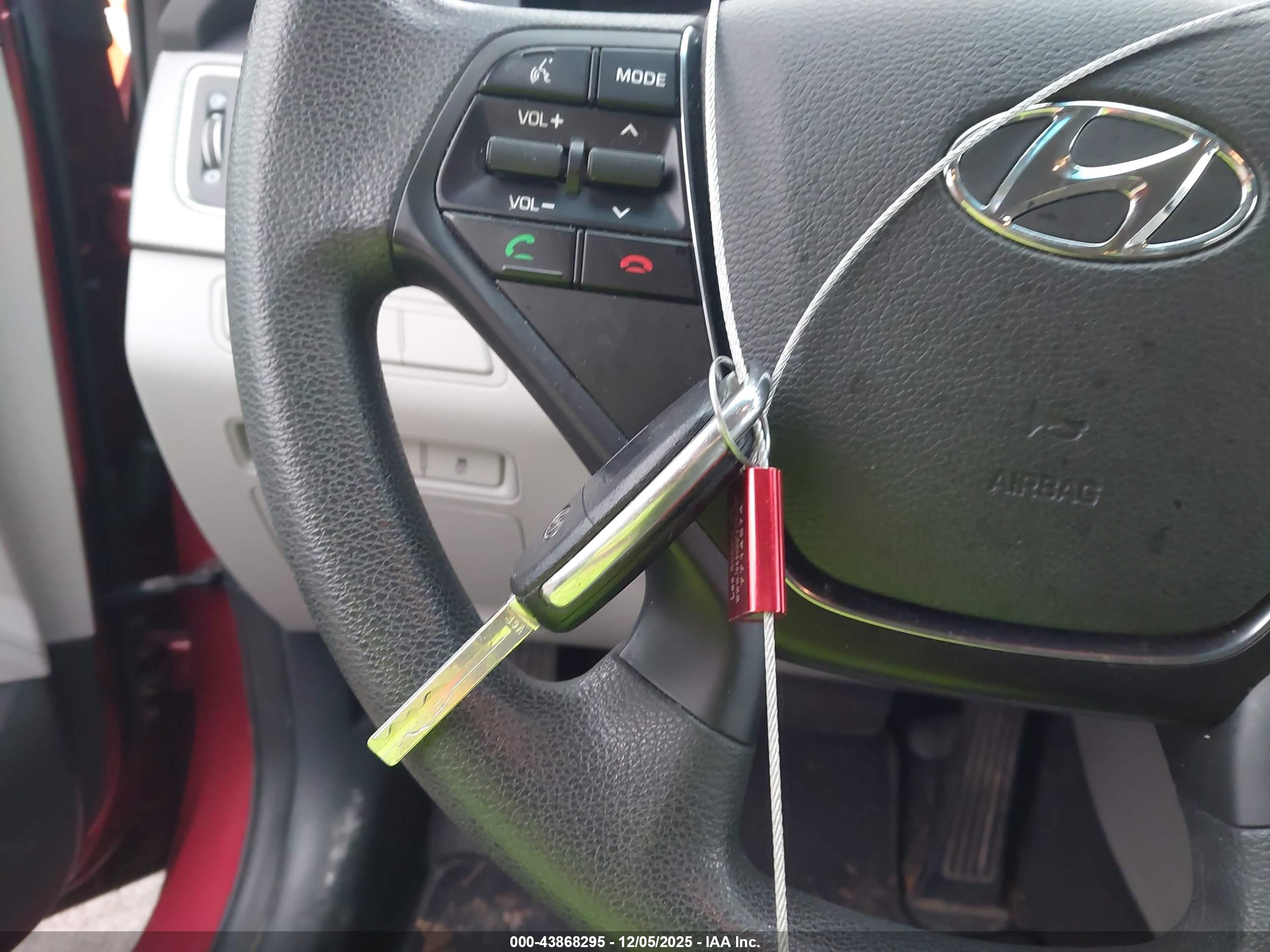 HYUNDAI SONATA image 11