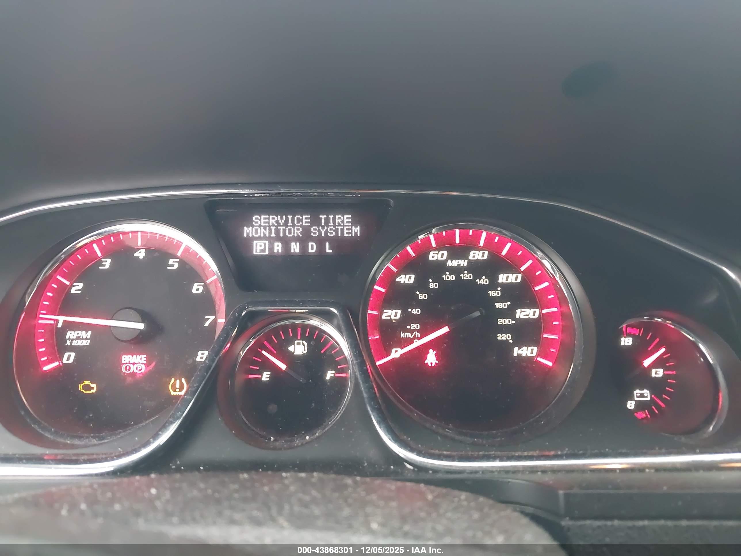 GMC ACADIA image 7