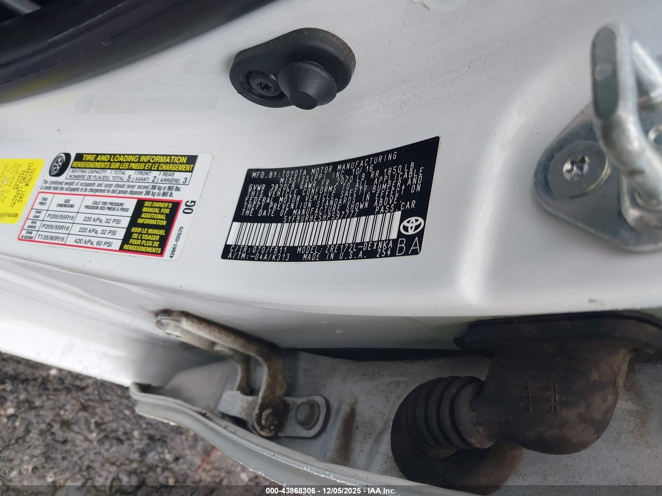 TOYOTA COROLLA image 9