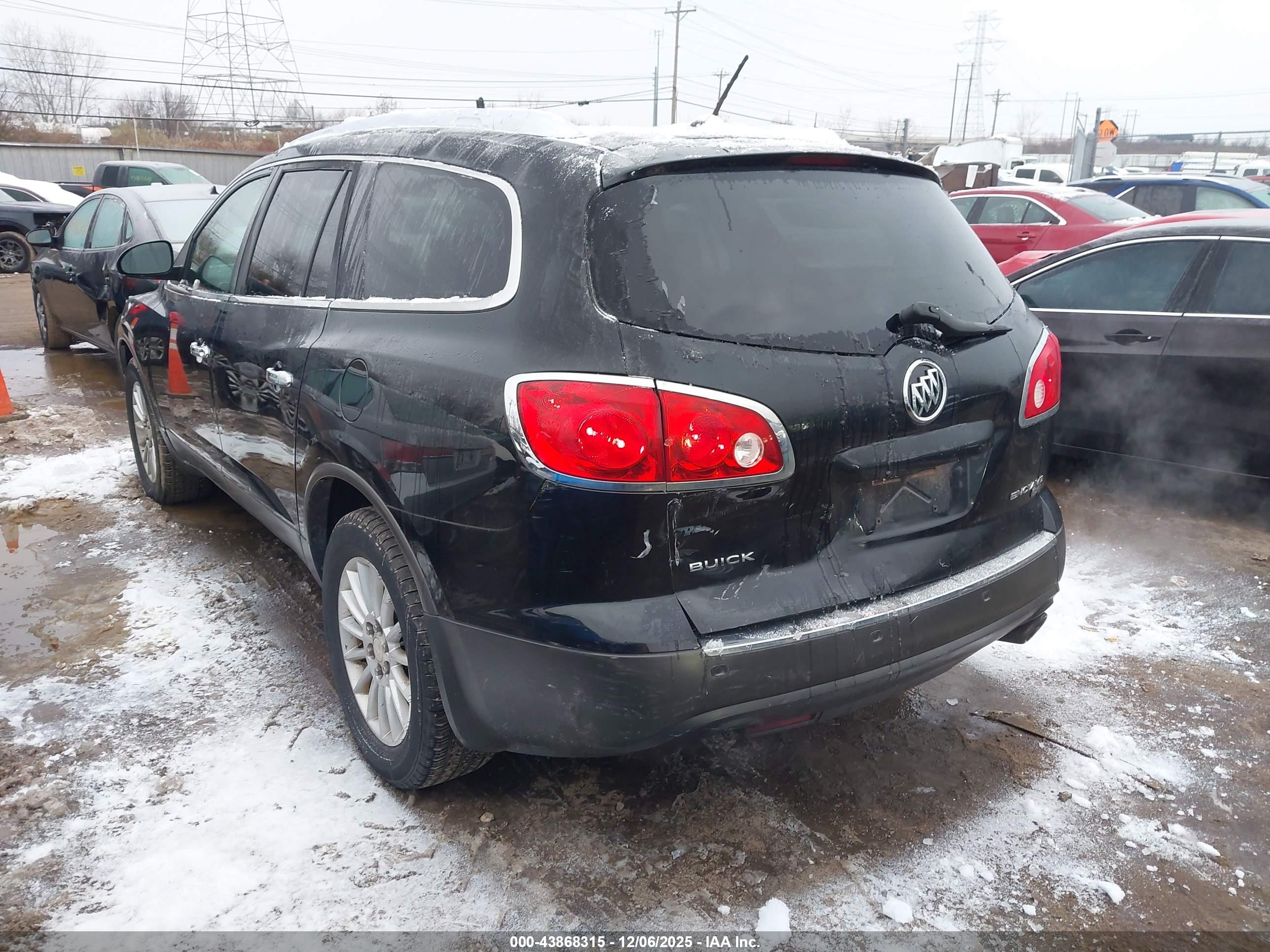 BUICK ENCLAVE image 3