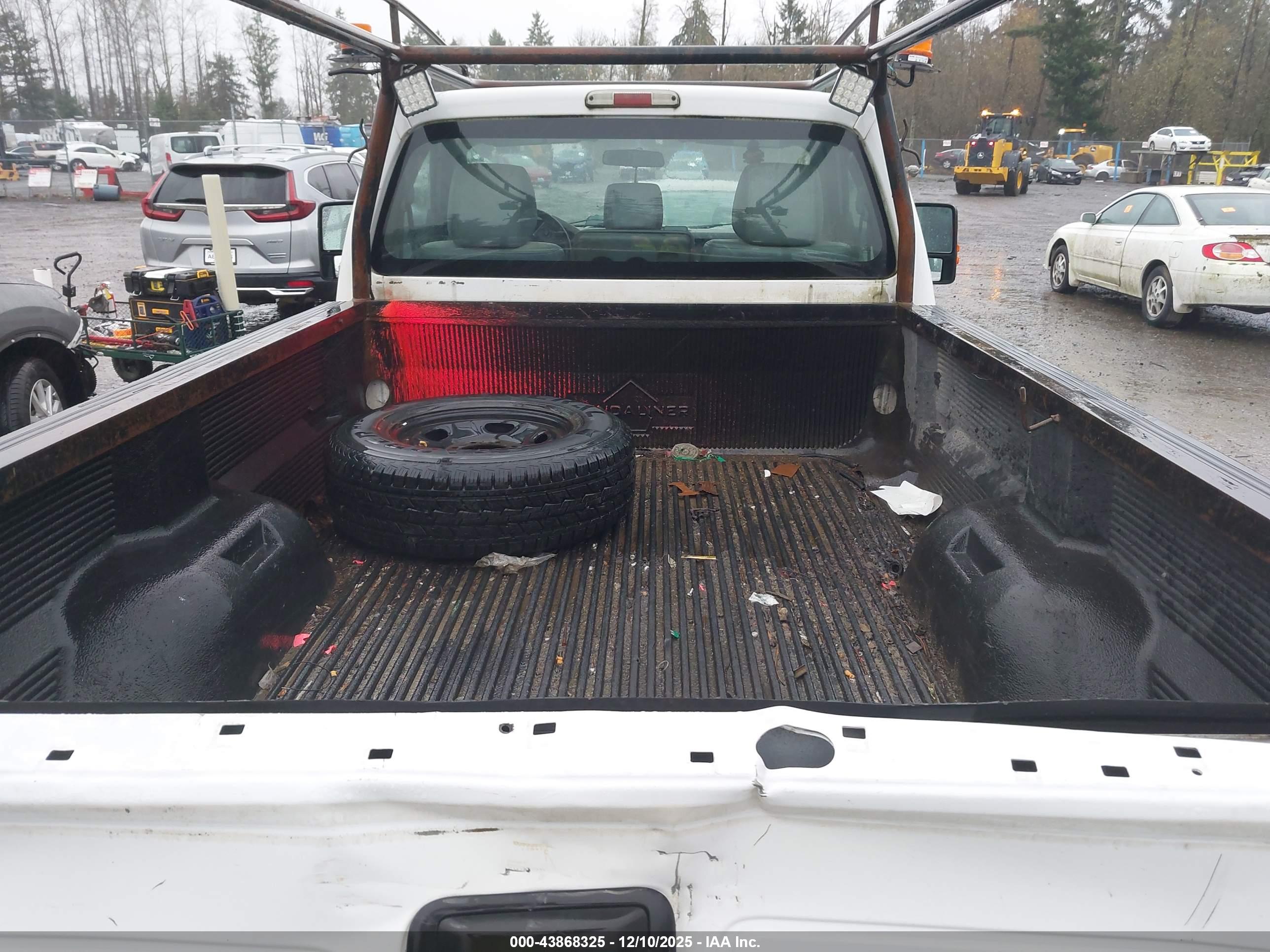 FORD F-250 image 8