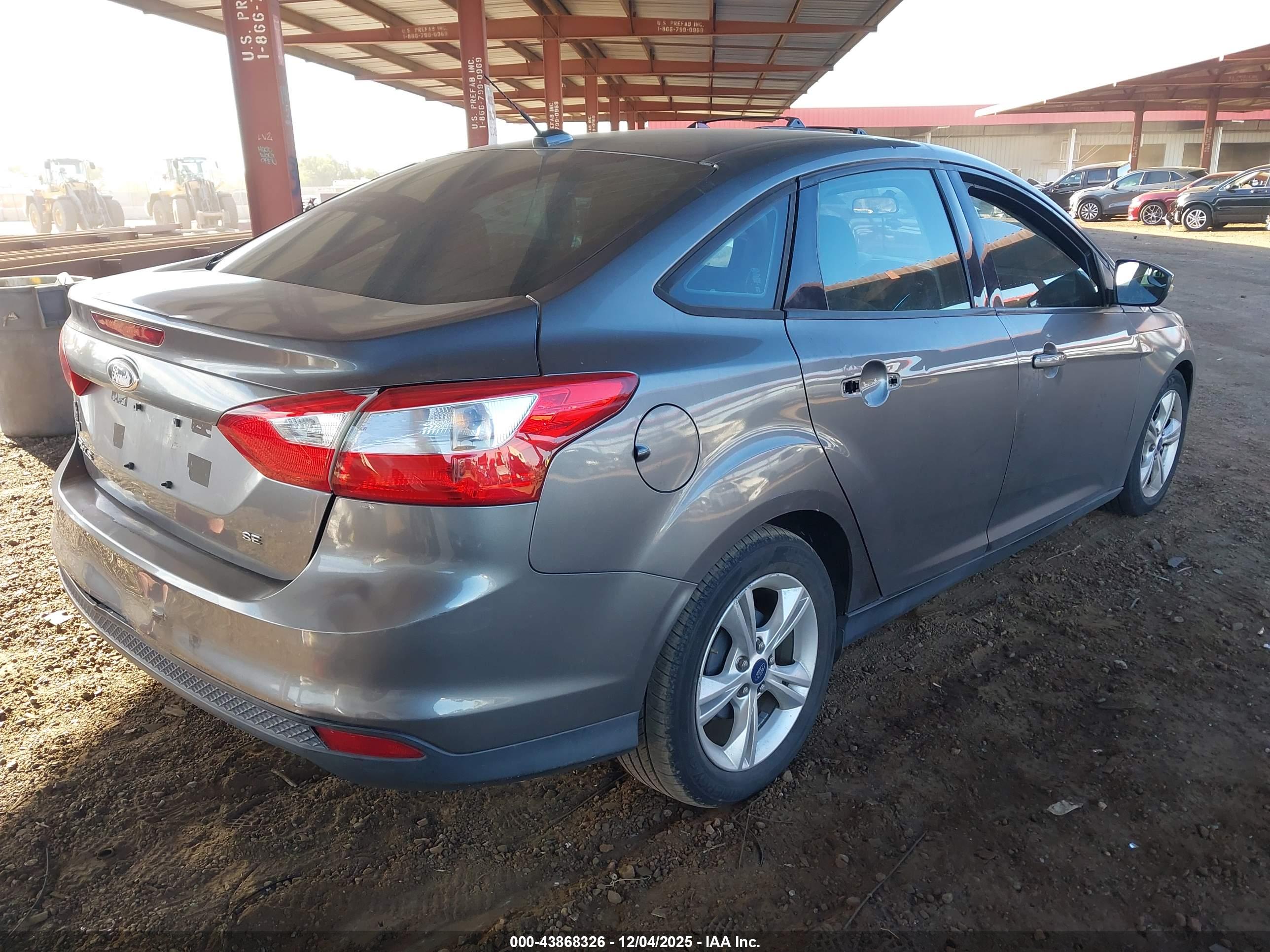 FORD FOCUS image 4