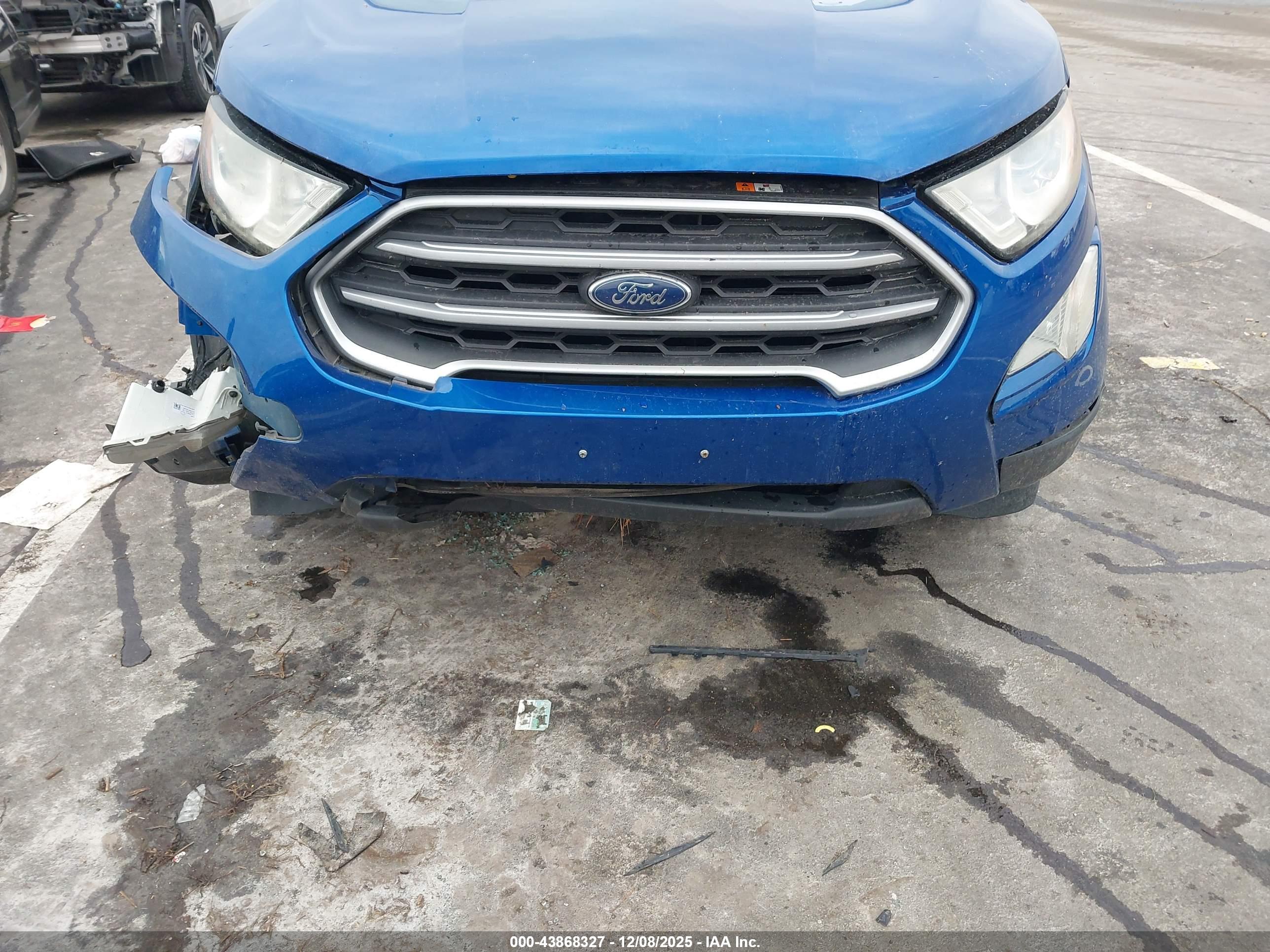 FORD ECOSPORT image 6