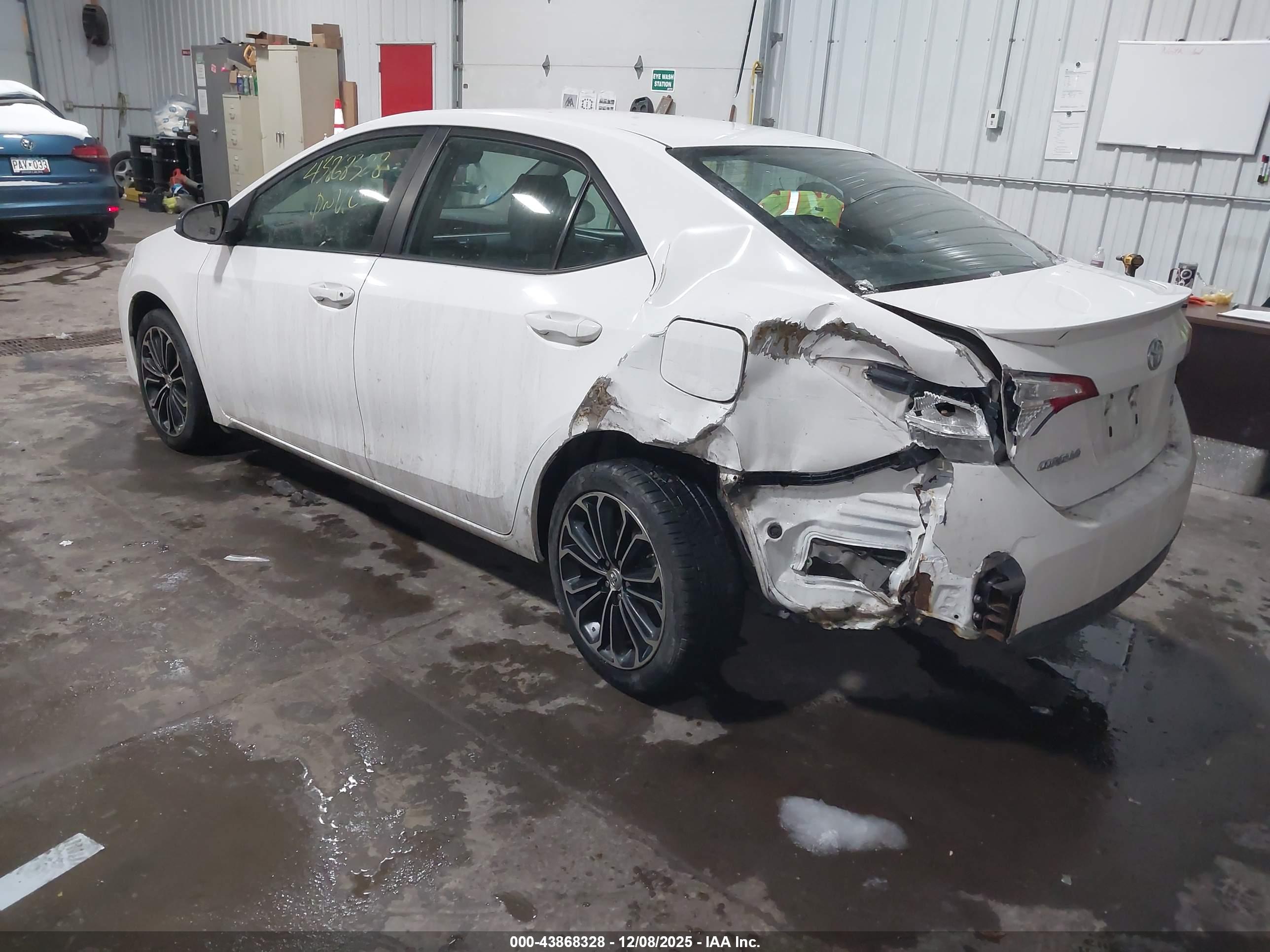 TOYOTA COROLLA image 3