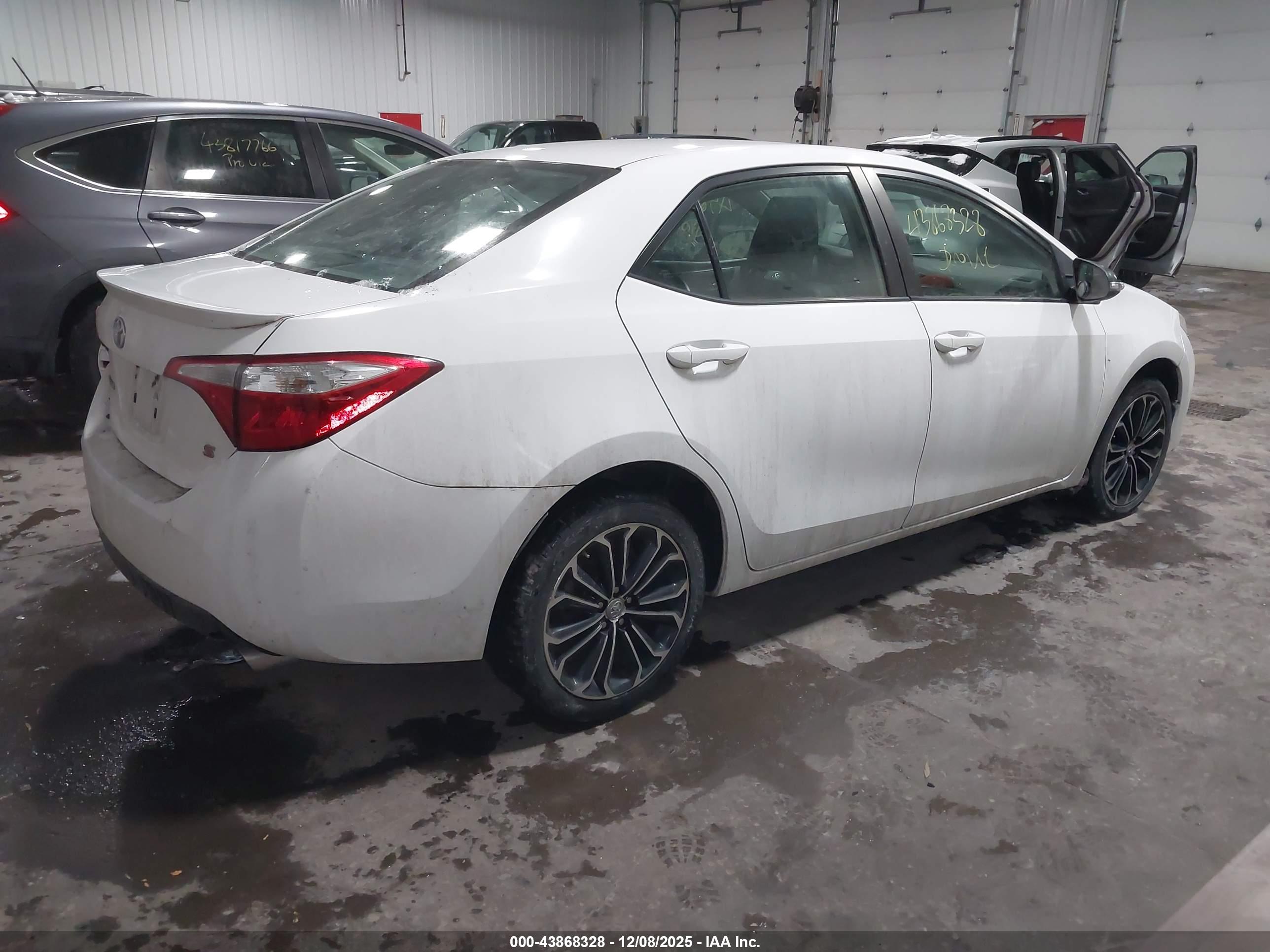 TOYOTA COROLLA image 4