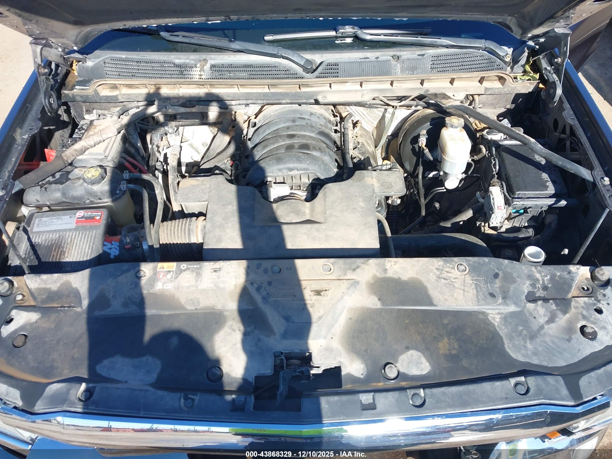 CHEVROLET SILVERADO image 10